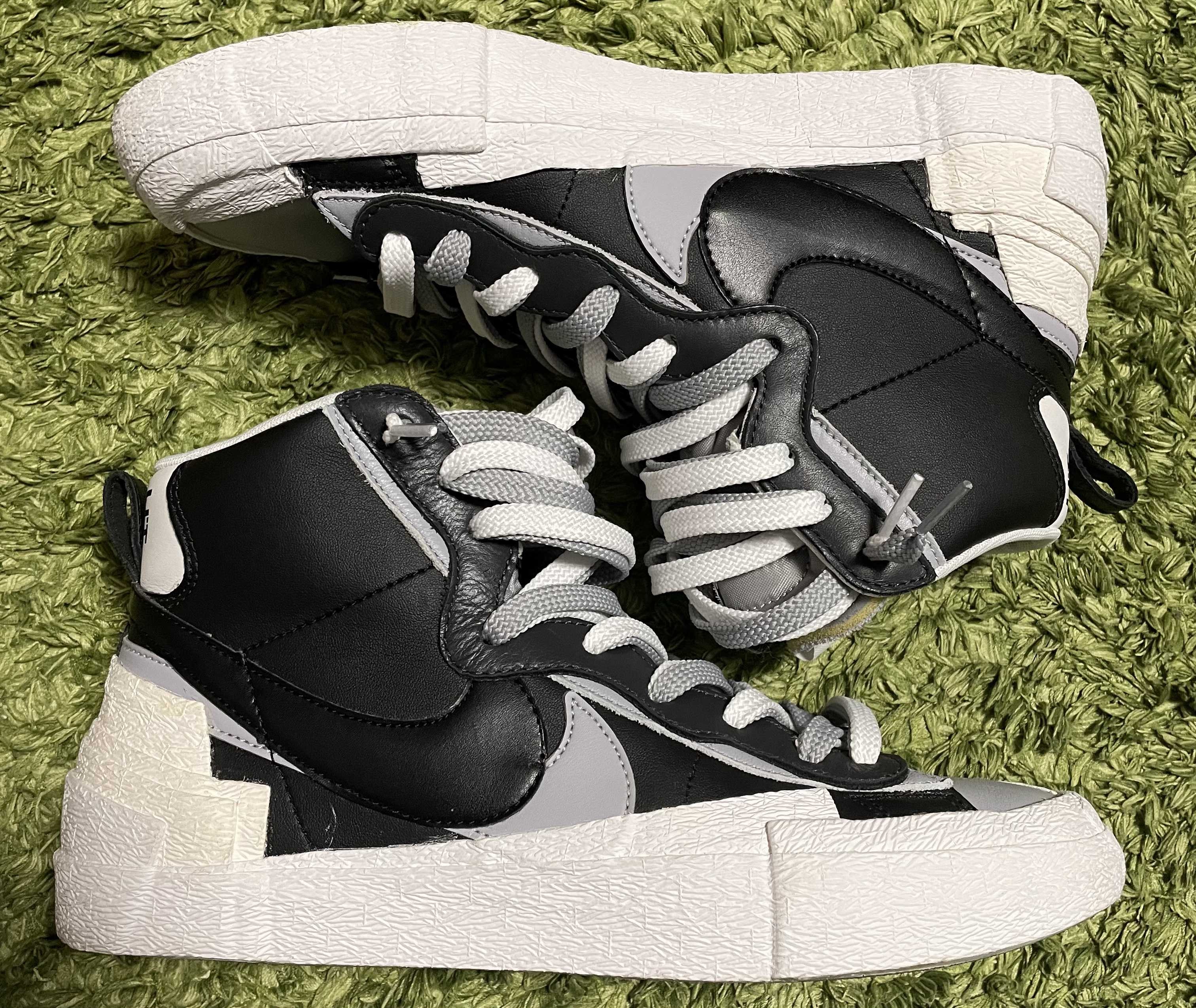 sacai × NIKE BLAZER MID "BLACK/WOLF GREY/WHITE"