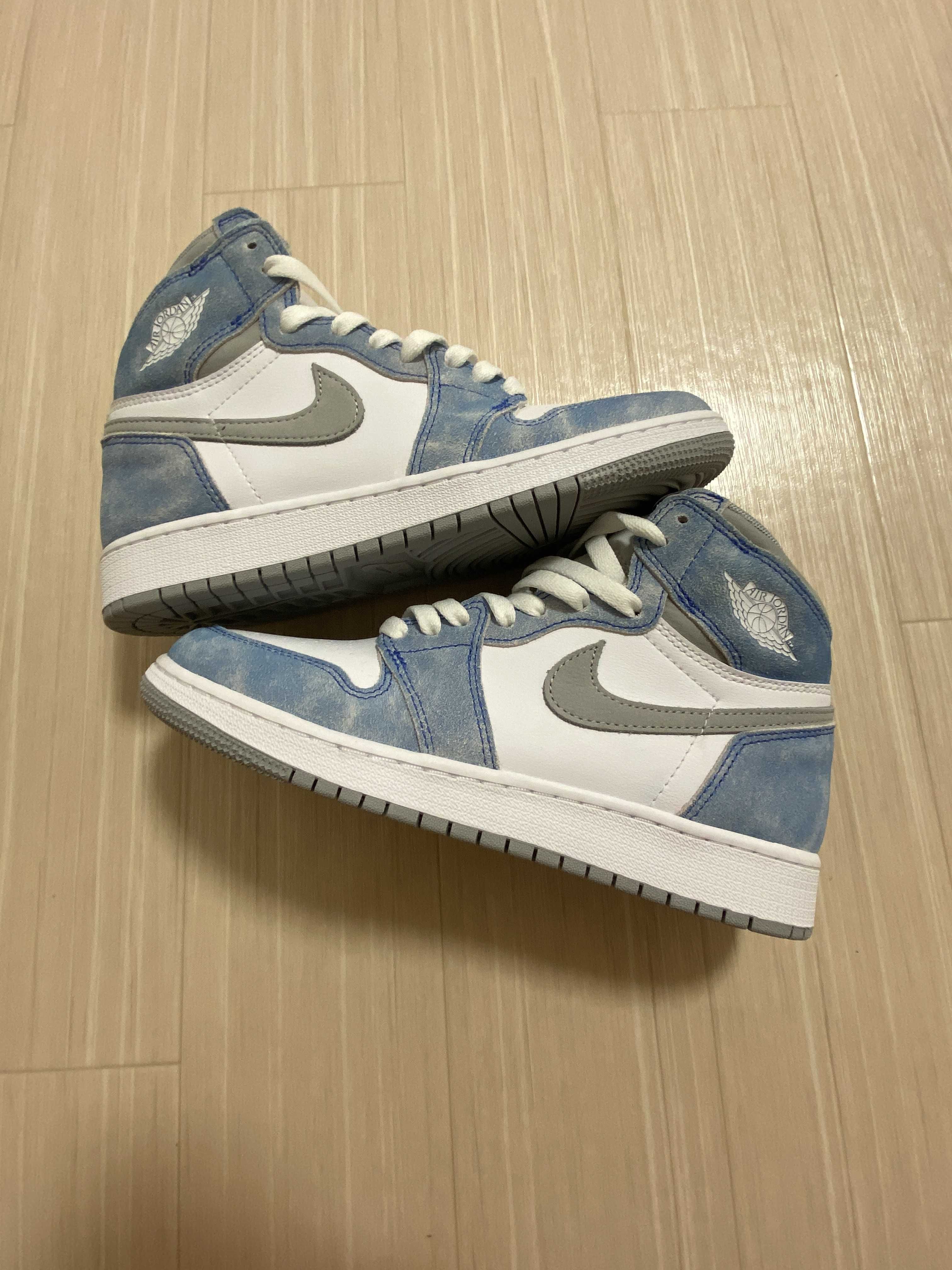 Nike GS Air Jordan 1 High OG "Hyper Royal"
