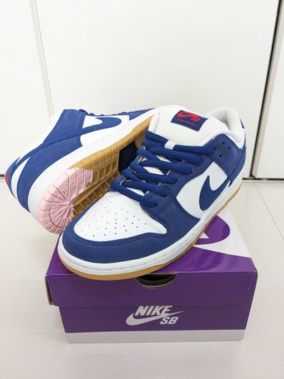 Nike SB Dunk Low "Los Angeles Dodgers/Deep Royal Blue"
