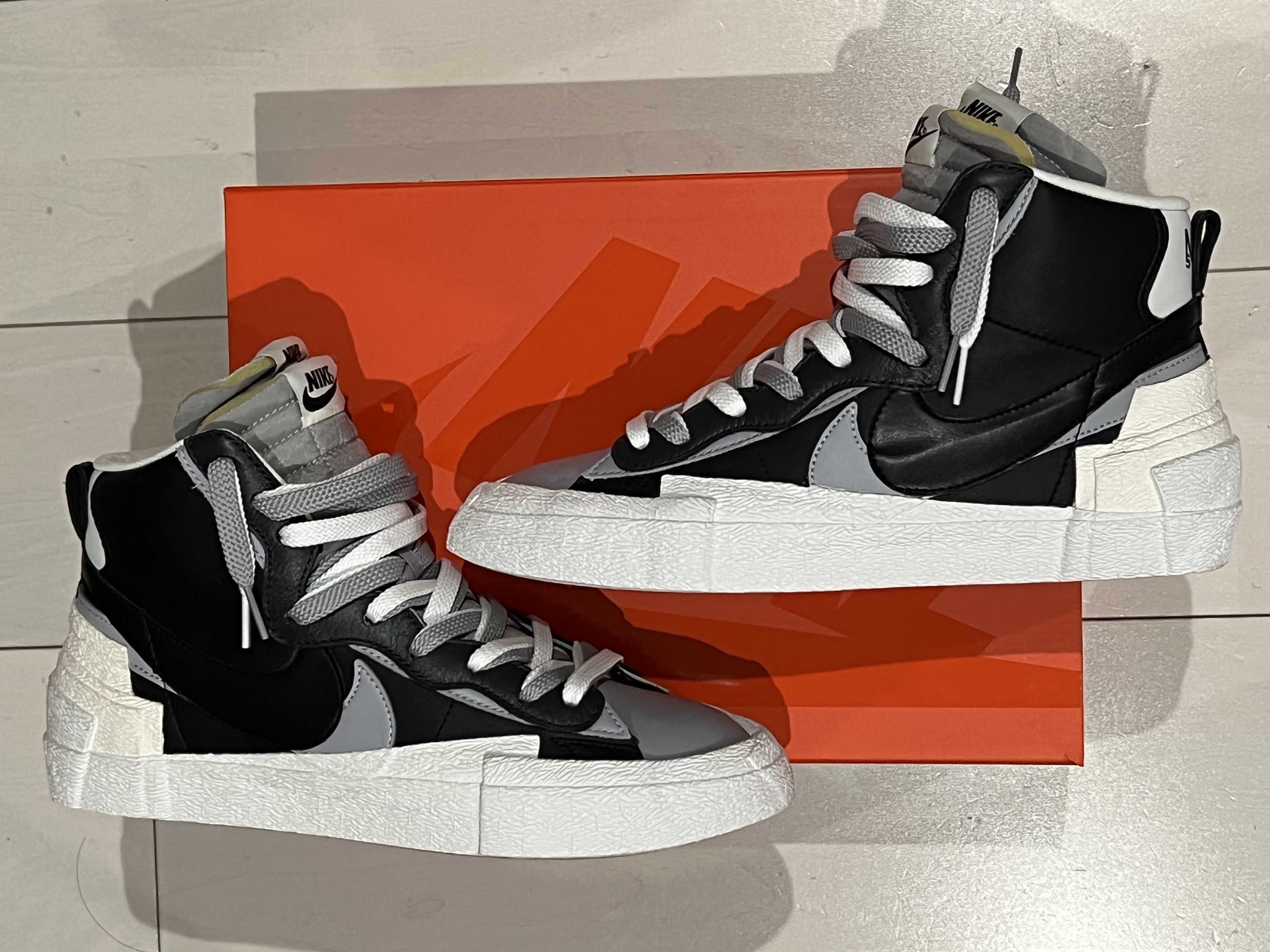 sacai × NIKE BLAZER MID "BLACK/WOLF GREY/WHITE"