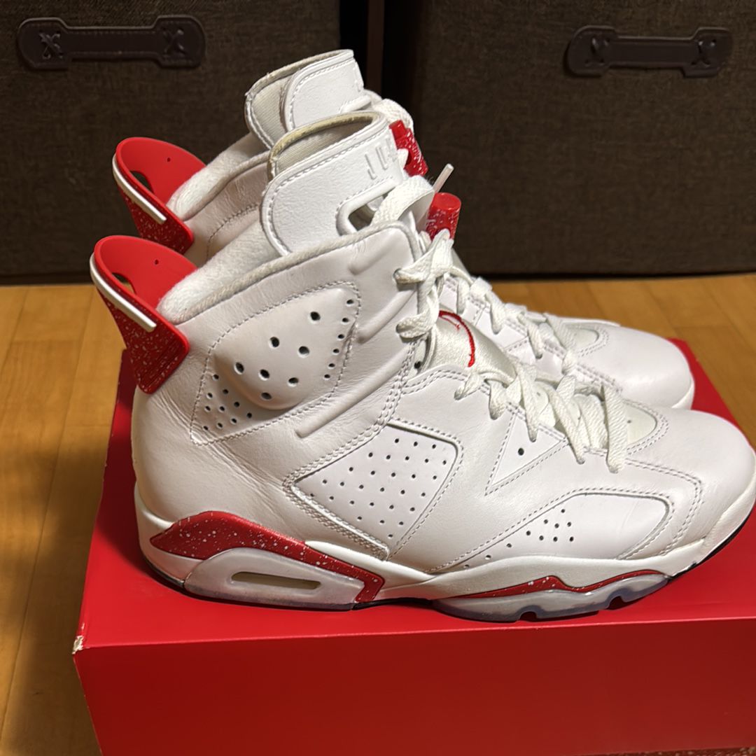 Nike Air Jordan 6 "White and University Red/Red Oreo"