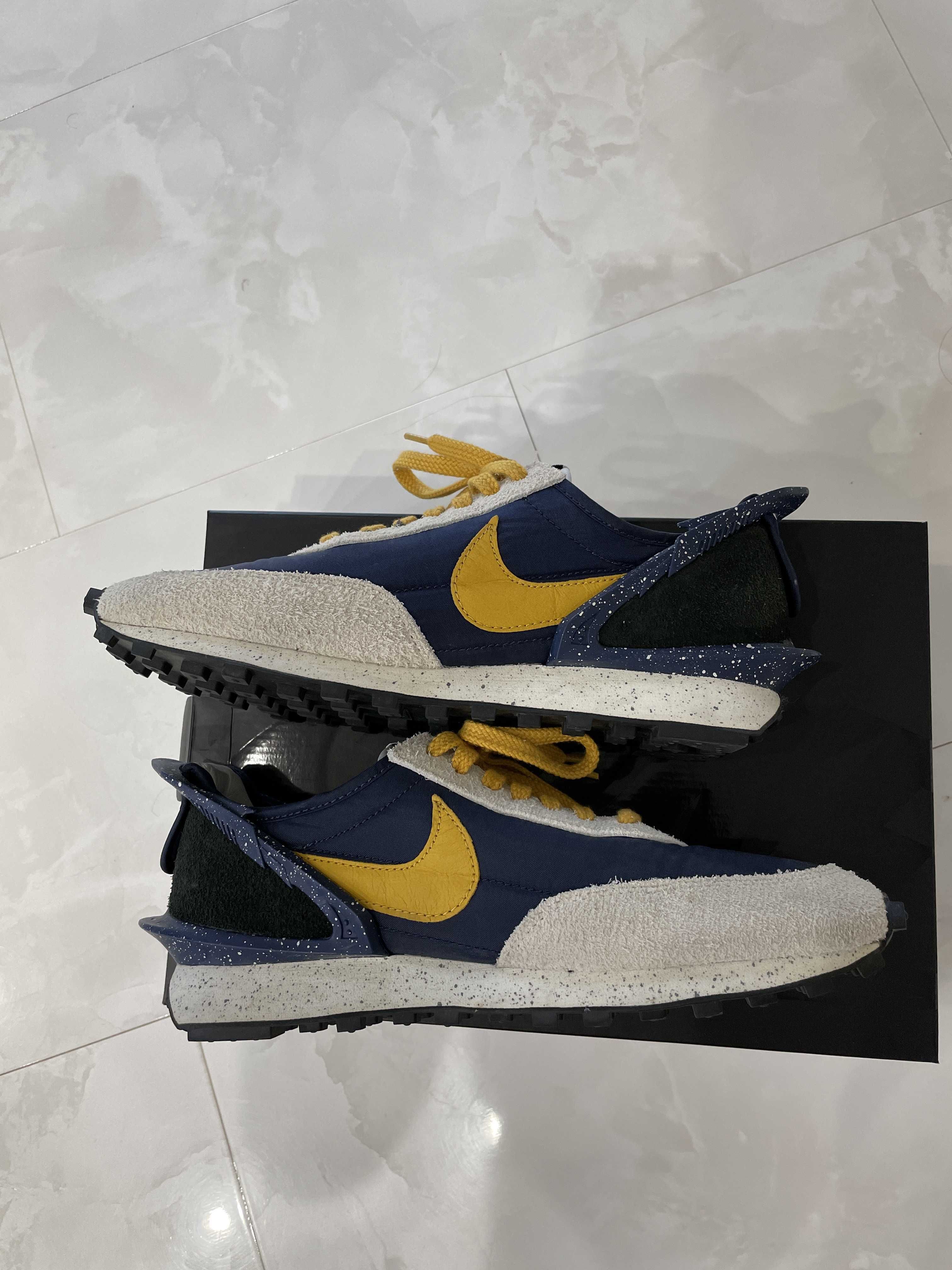 Undercover × Nike Women's Daybreak "Obsidian/Gold Dart/Sail"