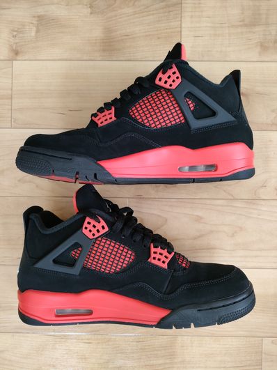 Nike Air Jordan 4