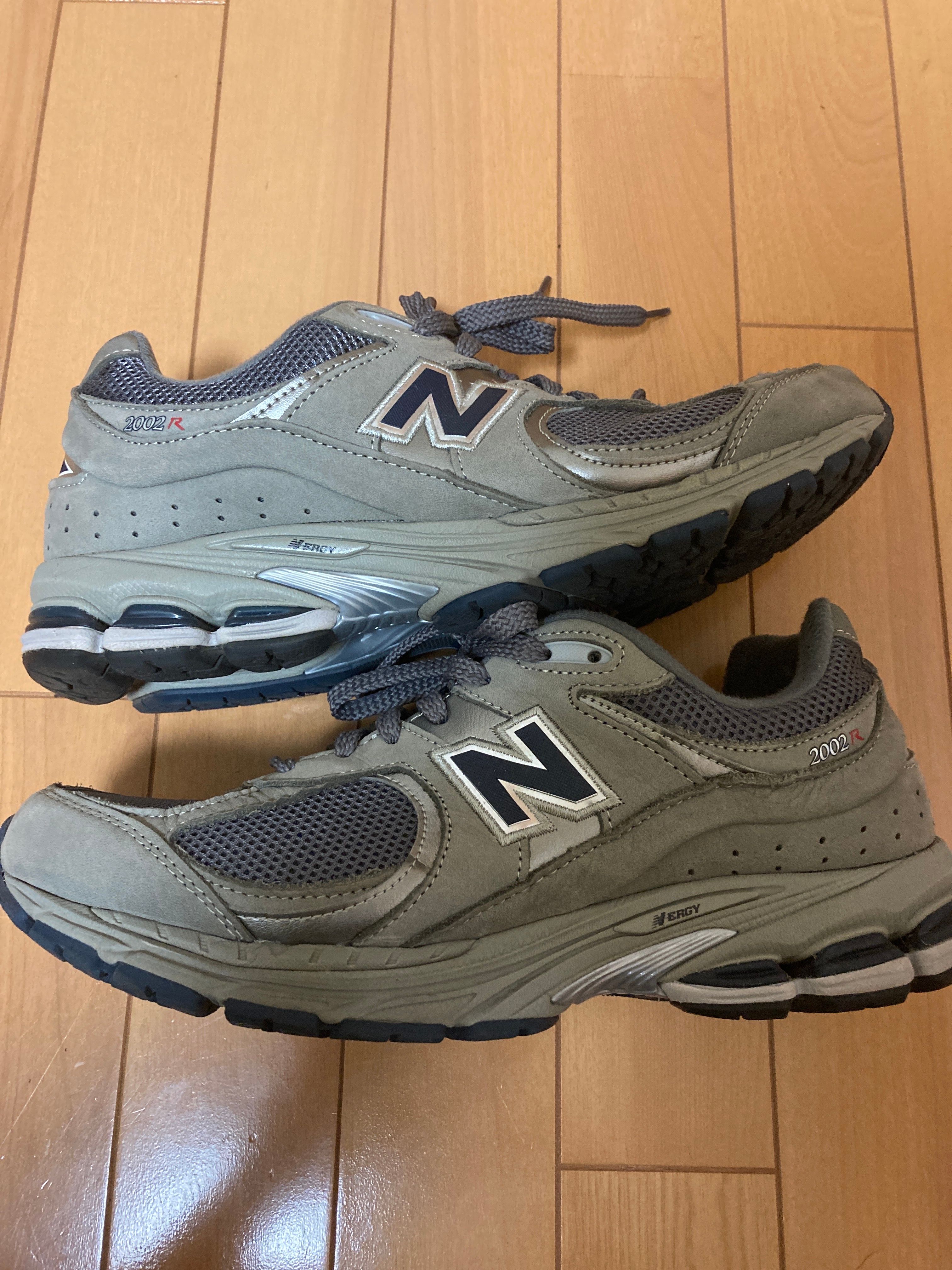 New Balance 2002R "Gray"