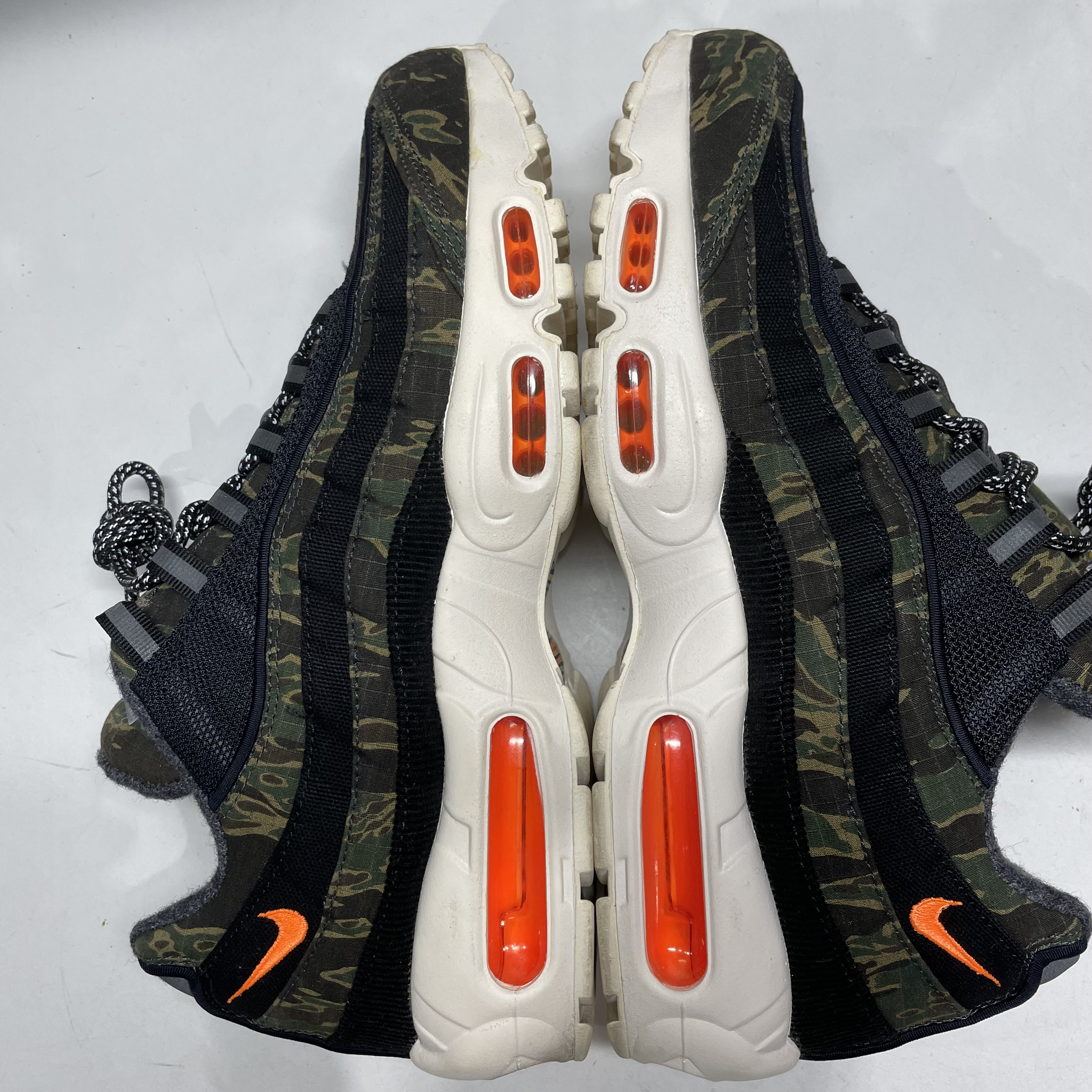 Carharte WIP × Nike Air Max 95 "Black/Sail/Total Orange"