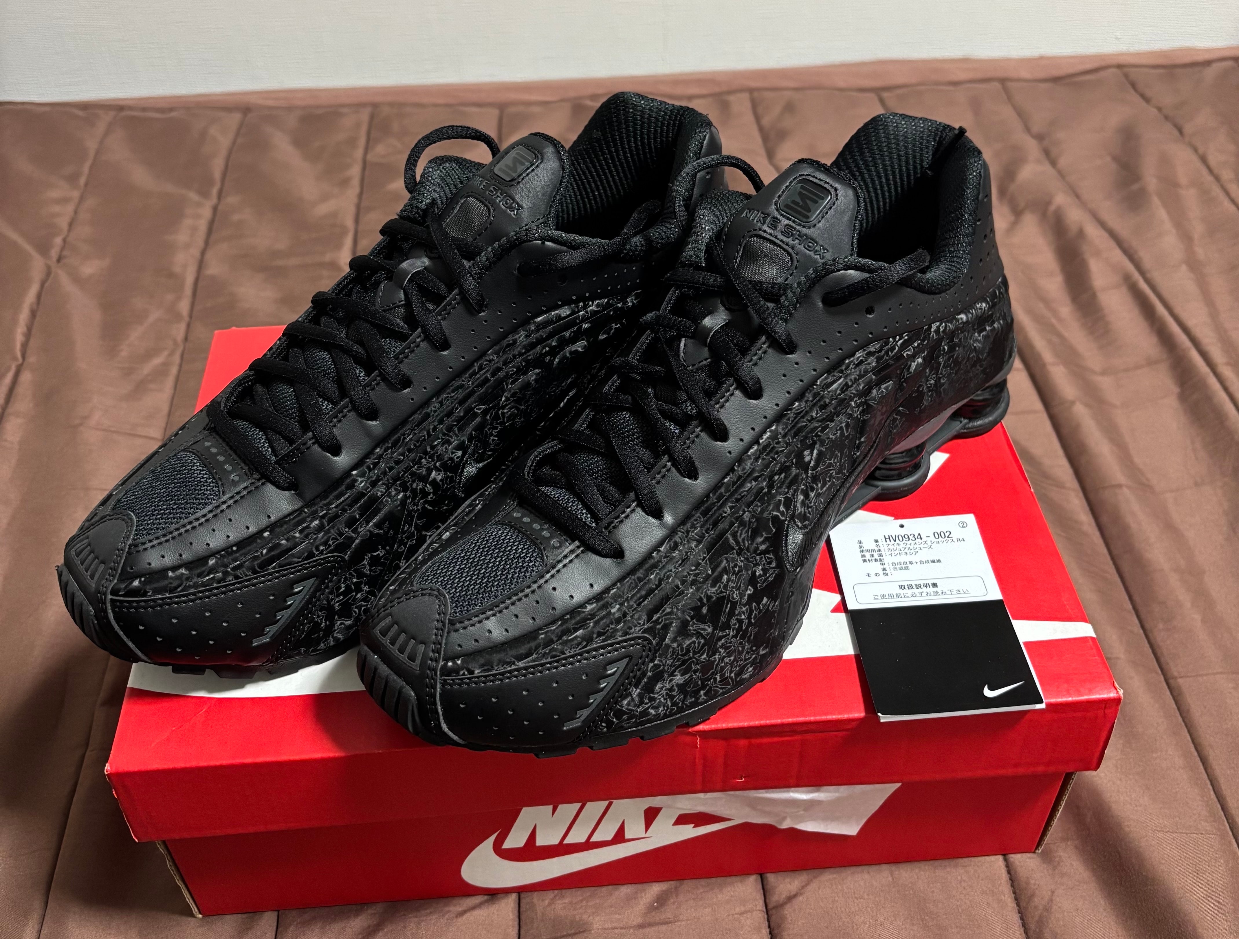 Nike Women's Shox R4 "Black Floral/Dark Smoke Grey"