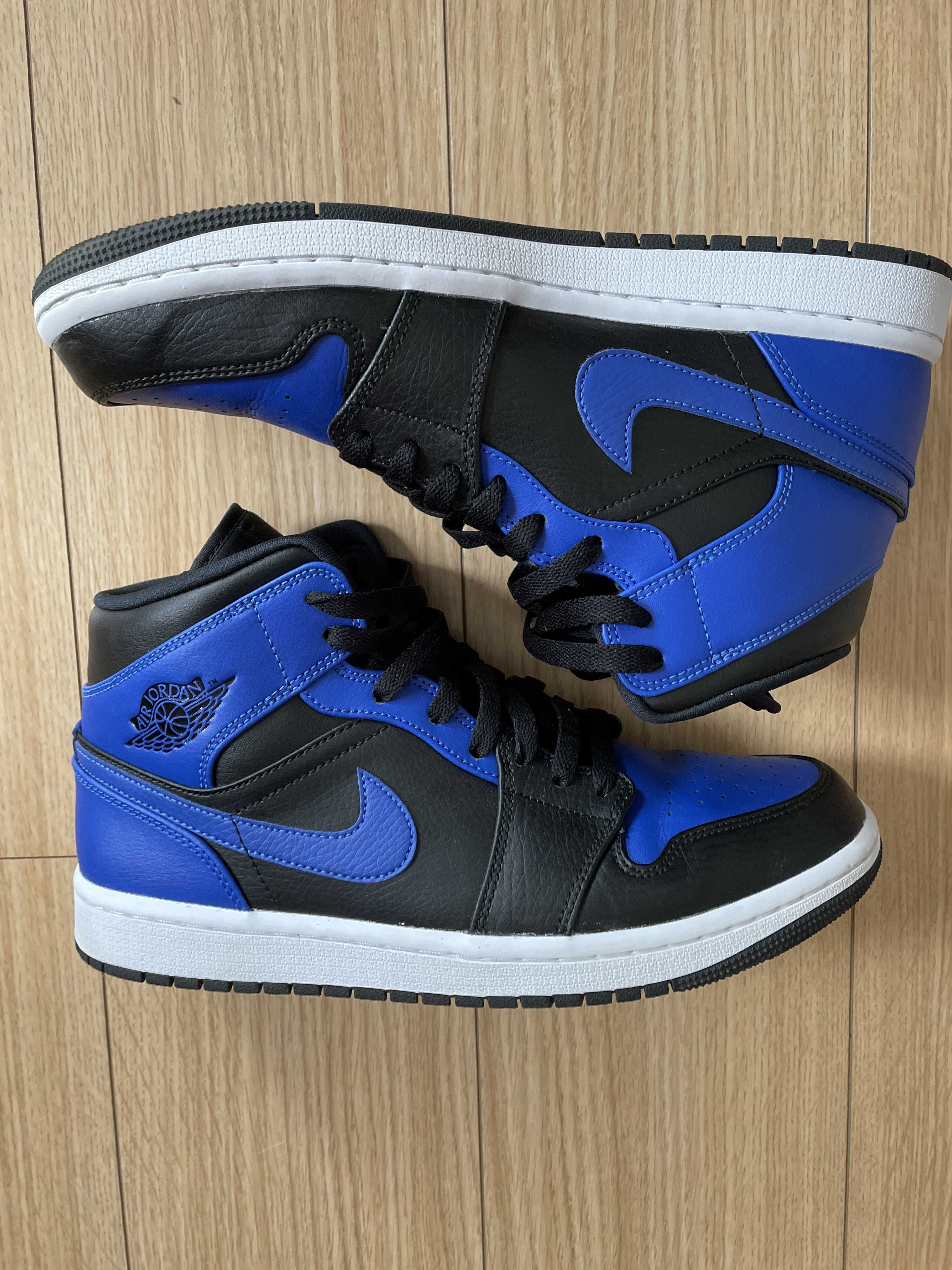 Nike Air Jordan 1 Mid "Hyper Royal"