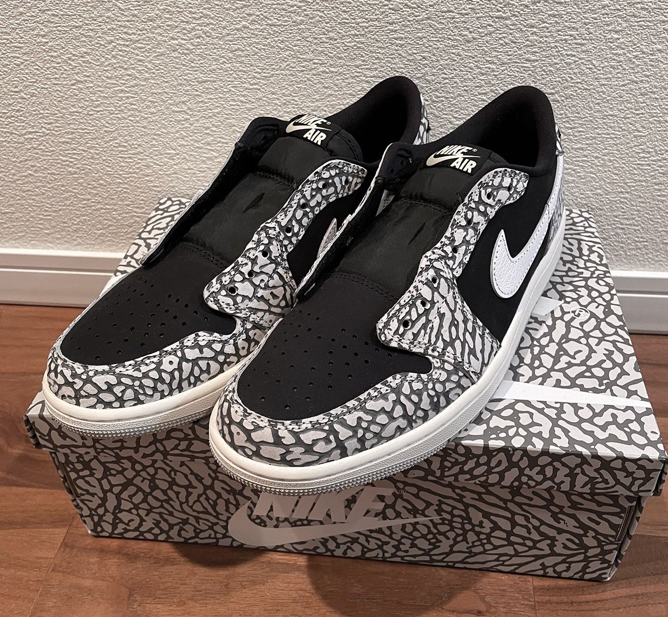 Nike Air Jordan 1 Retro Low OG "Black Cement"