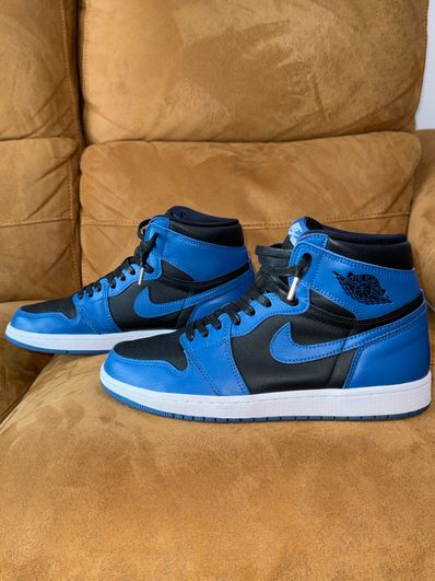 Nike Air Jordan 1 Retro High OG "Dark Marina Blue"