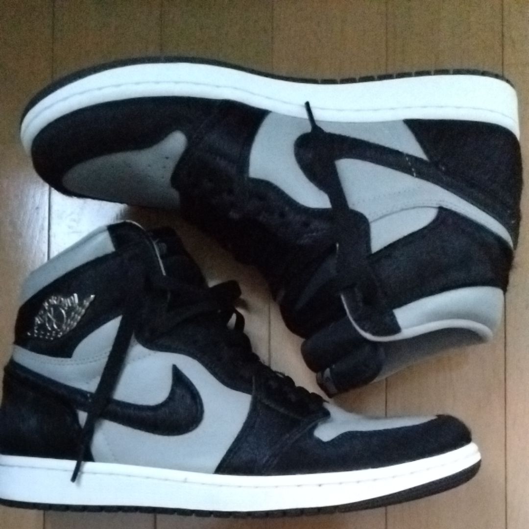 Nike Women's Air Jordan 1 Retro High OG "Medium Grey"