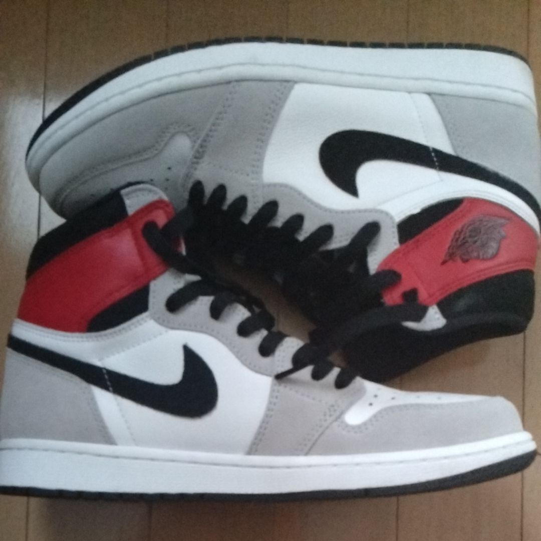 Nike Air Jordan 1 High OG "White/Black/Light Smoke Grey"