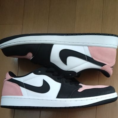 Nike Air Jordan 1 Low OG "Bleached Coral"