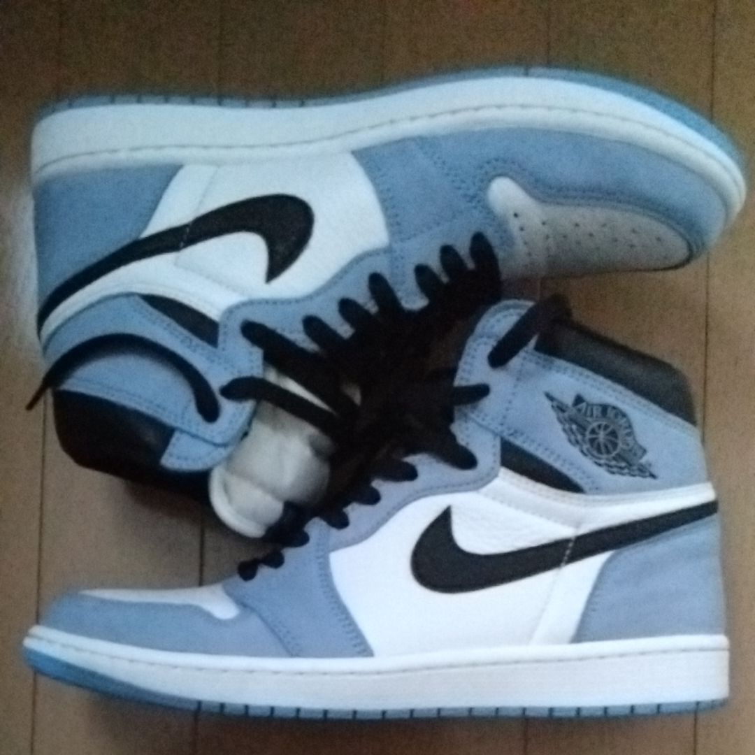 Nike Air Jordan 1 High OG "University Blue"