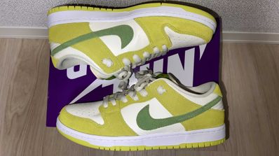 Nike SB Dunk Low "Green Apple"