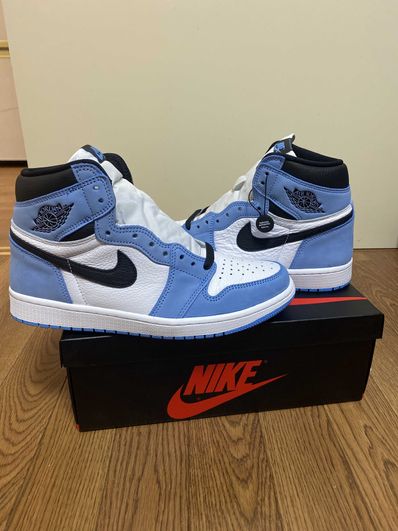 Nike Air Jordan 1 High OG "University Blue"