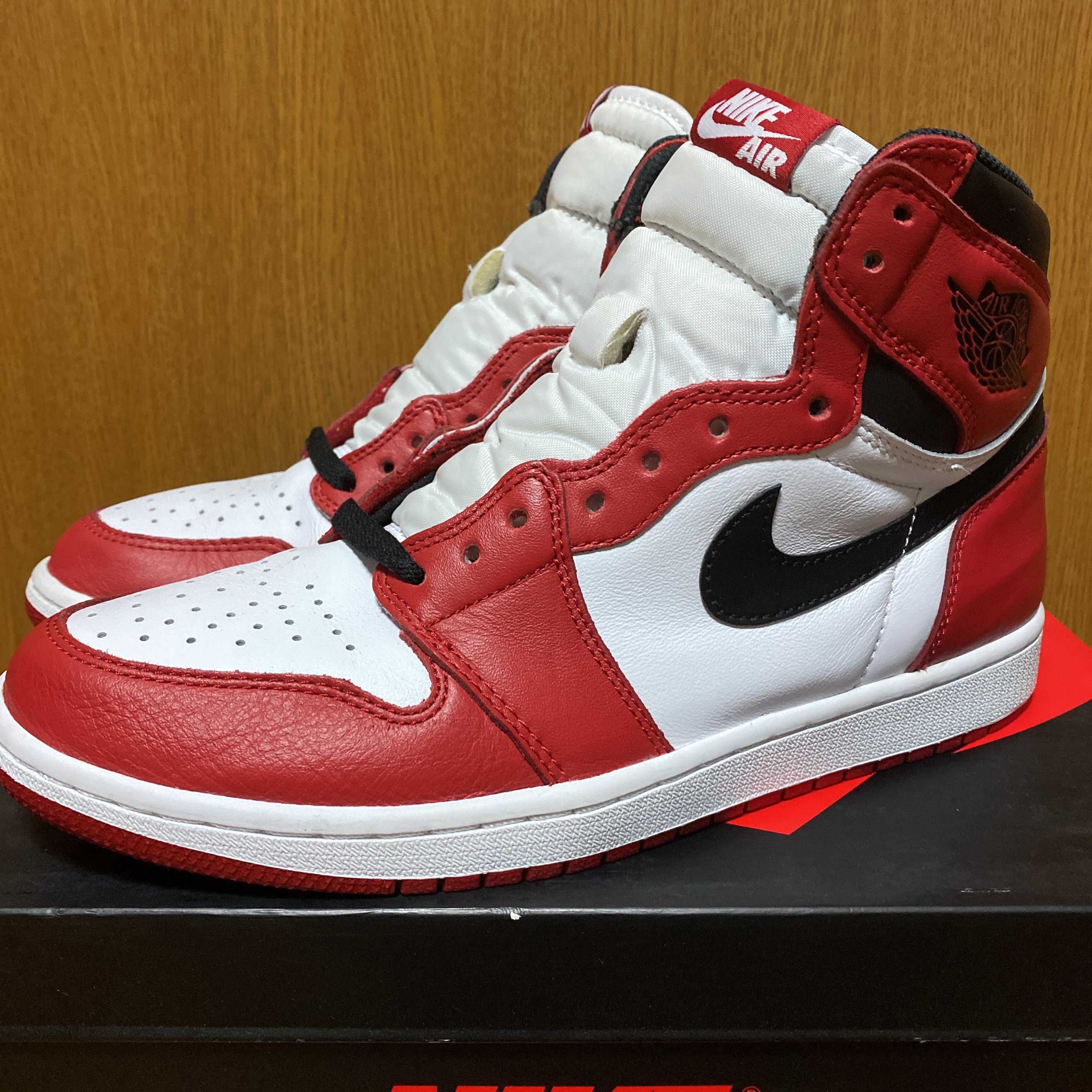 Nike Air Jordan 1 Retro High "Chicago" (2015)