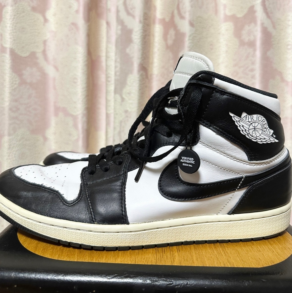 Nike Air Jordan 1 Retro High OG "Black/White" (2014)