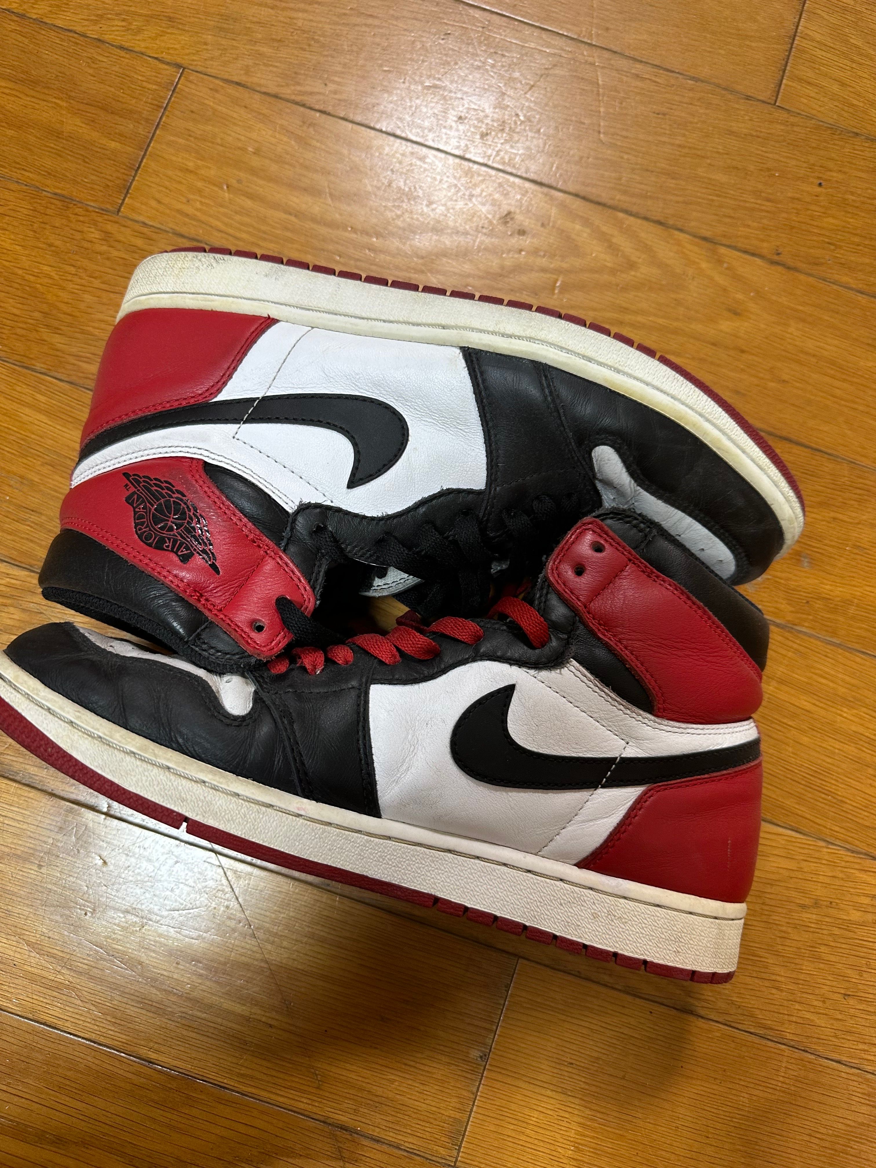 Nike Air Jordan 1 Retro High OG "Black Toe"(2016)