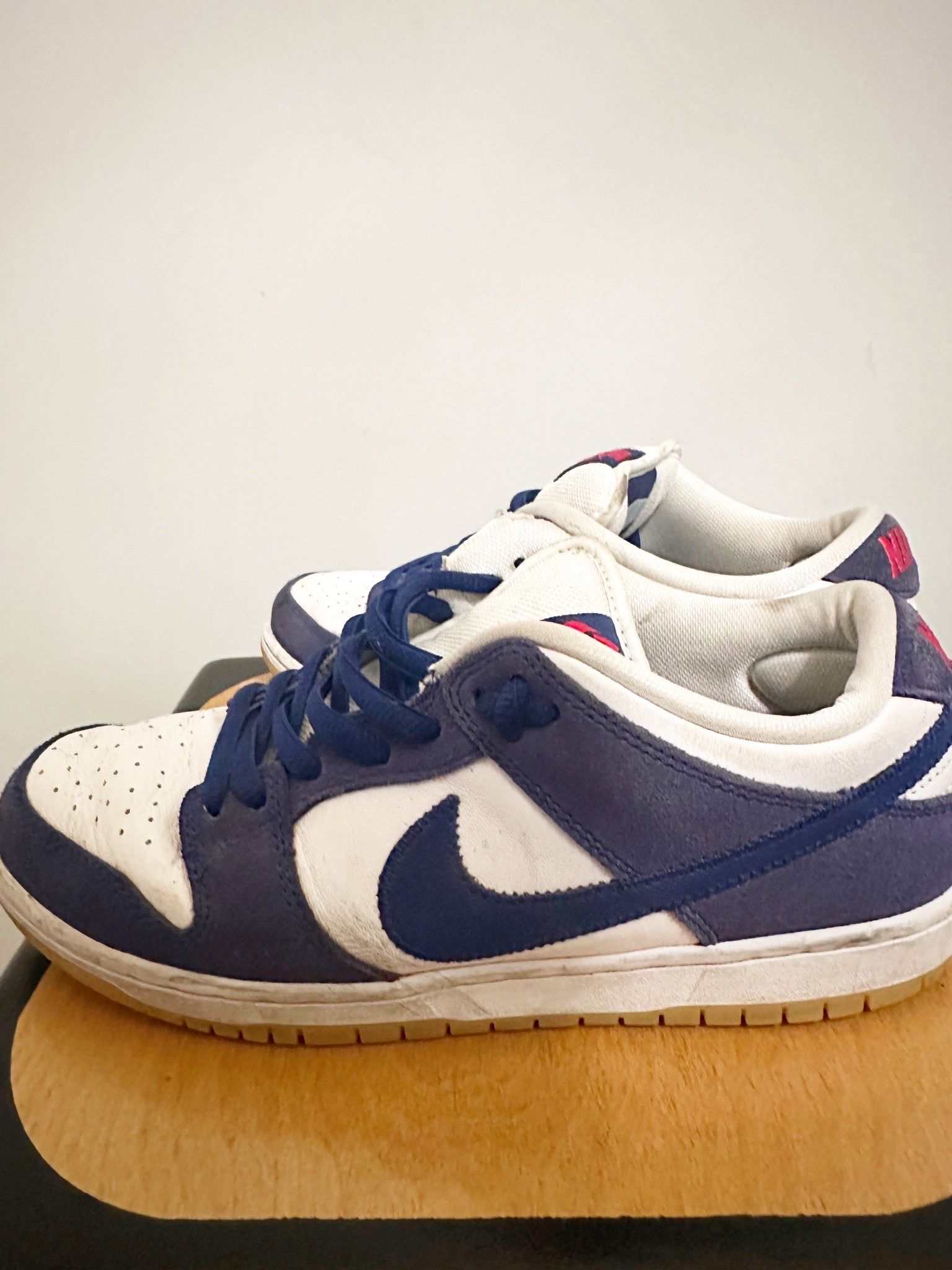 Nike SB Dunk Low "Los Angeles Dodgers/Deep Royal Blue"