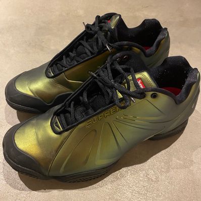 Supreme × Nike Air Zoom Courtposite "Metallic Gold"