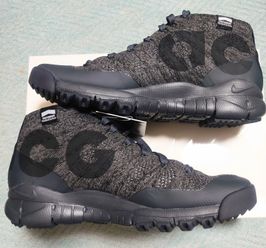 ナイキ フライニット トレーナー チュッカ SFB ACG SP "ブラック アンスラサイト"