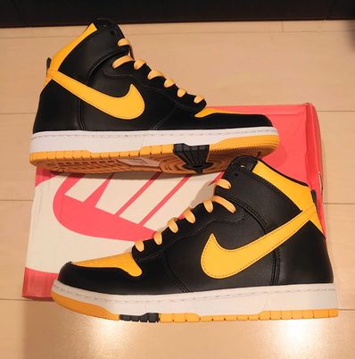 Nike Dunk Cmft "University Gold/Black-White"