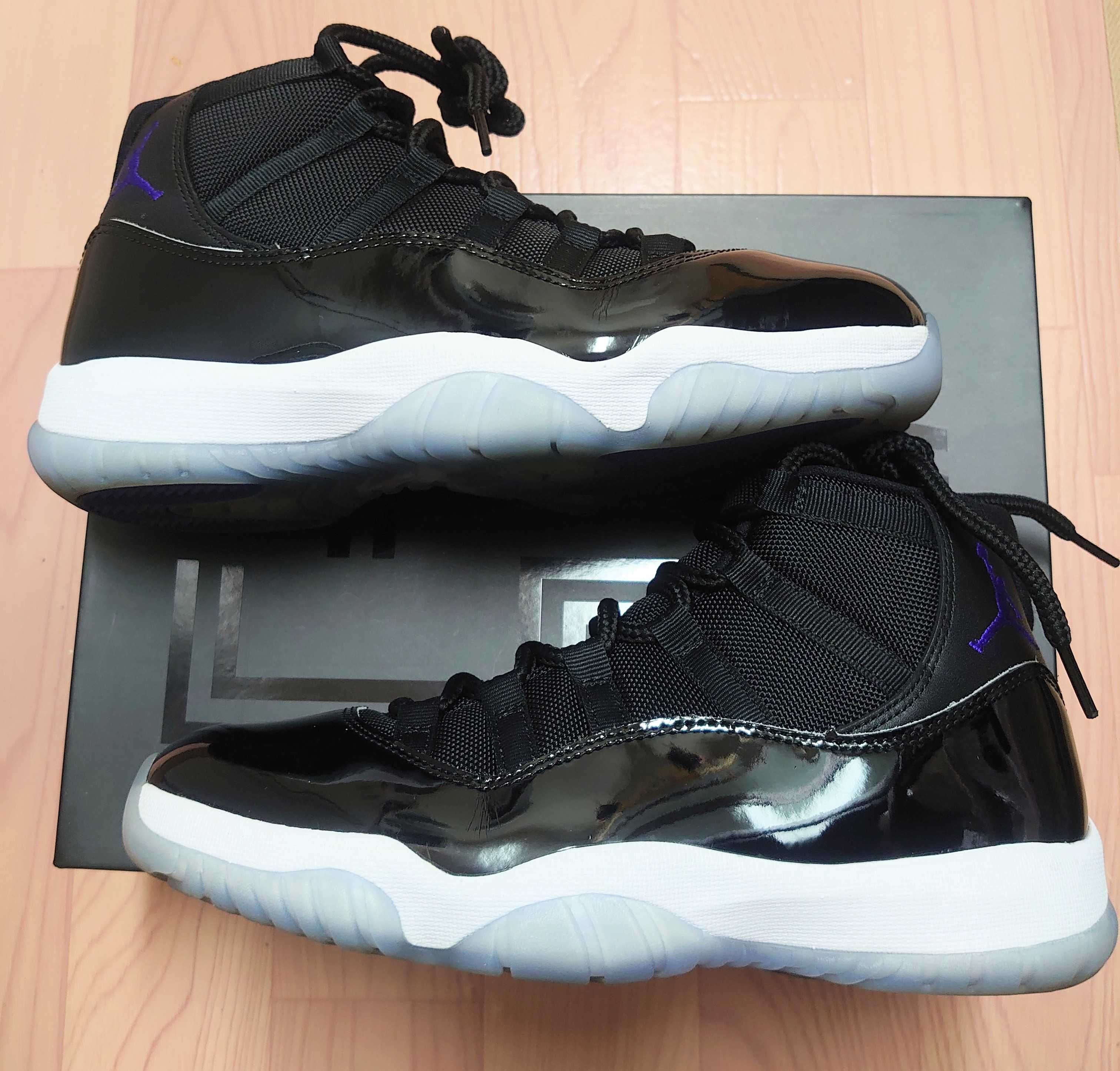 Nike Air Jordan 11 Retro "Space Jam" (2016)