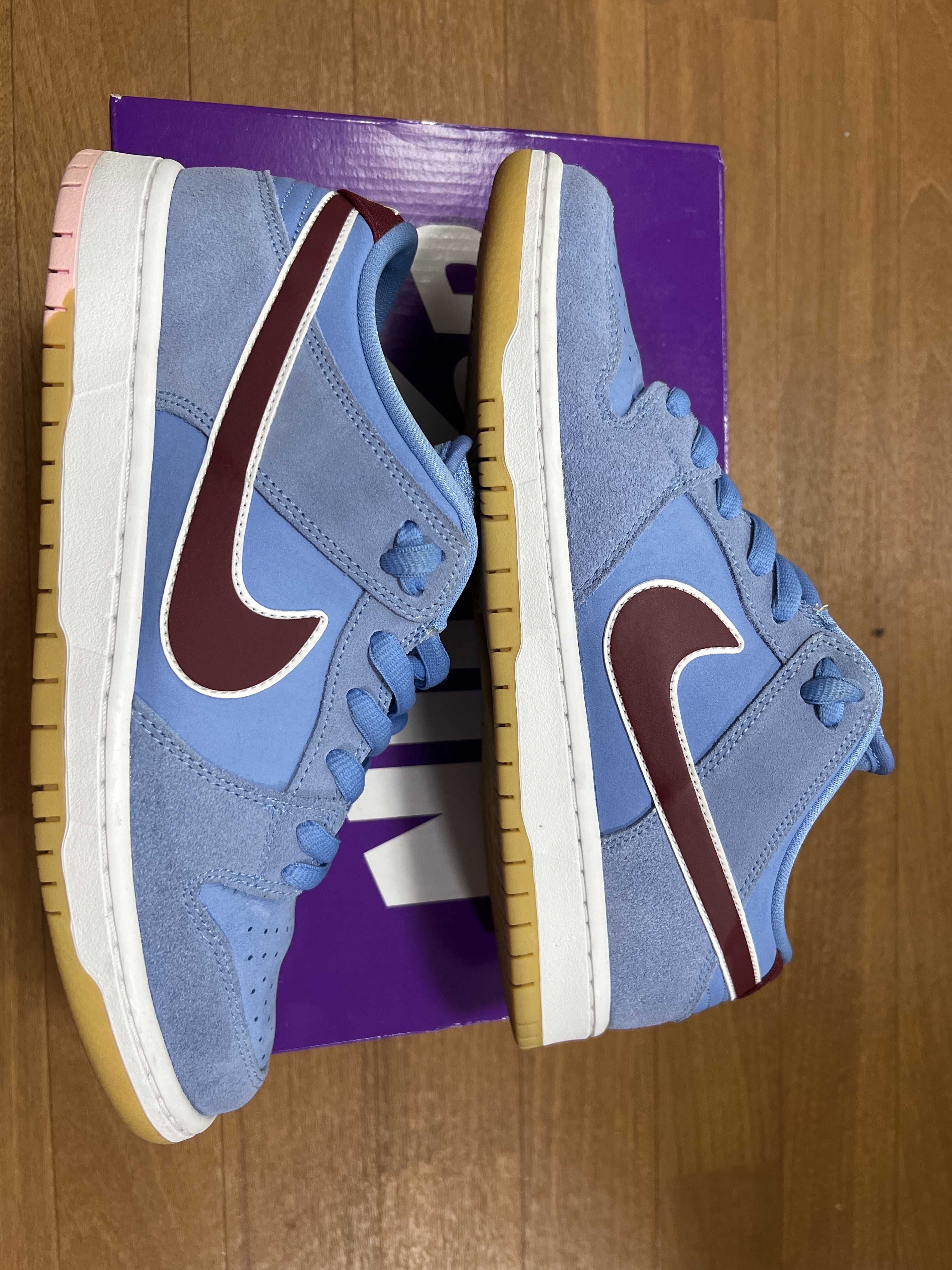 Nike SB Dunk Low Pro "Philadelphia Phillies/Valor Blue and Team Maroon"