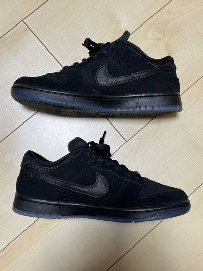 UNDEFEATED × Nike Dunk Low SP "5 ON IT"