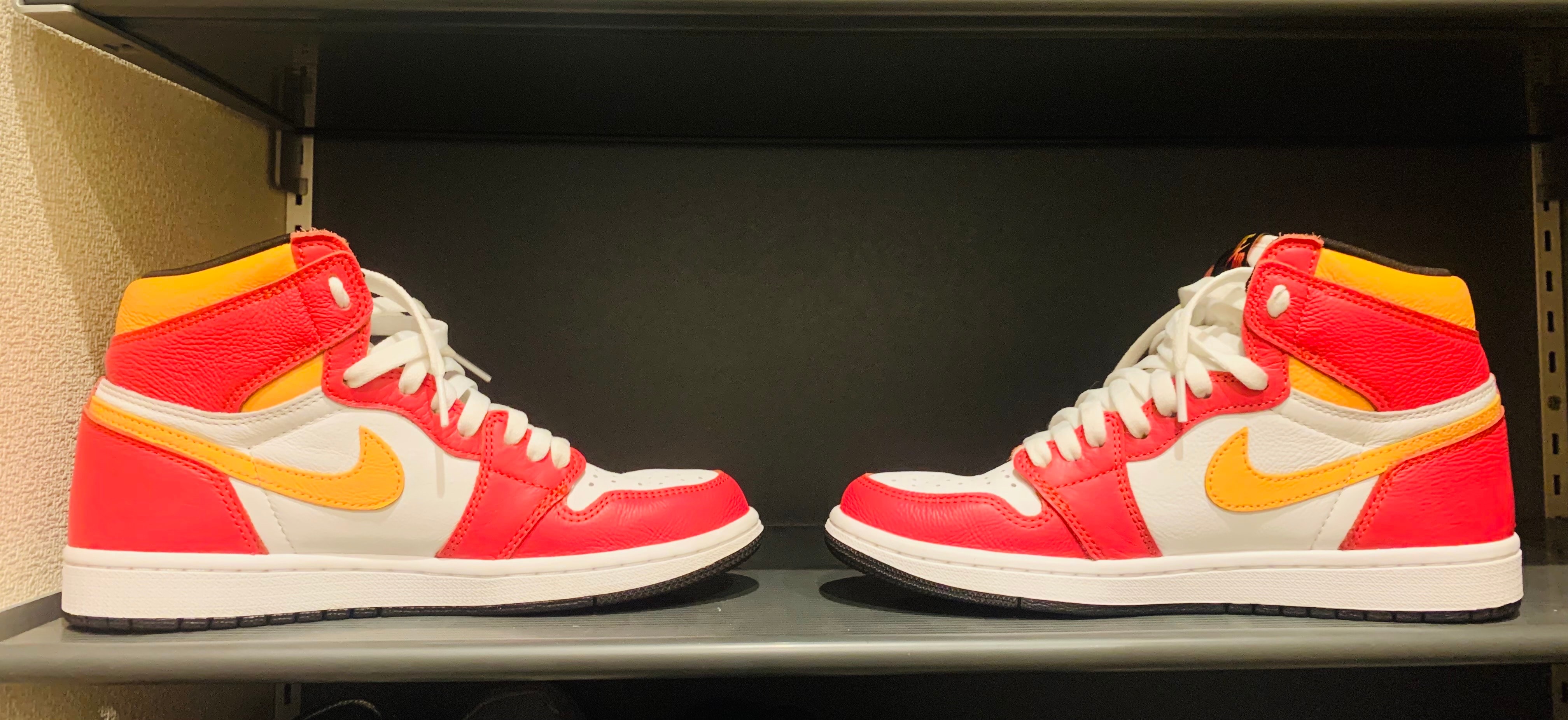 Nike Air Jordan 1 High OG "Light Fusion Red"