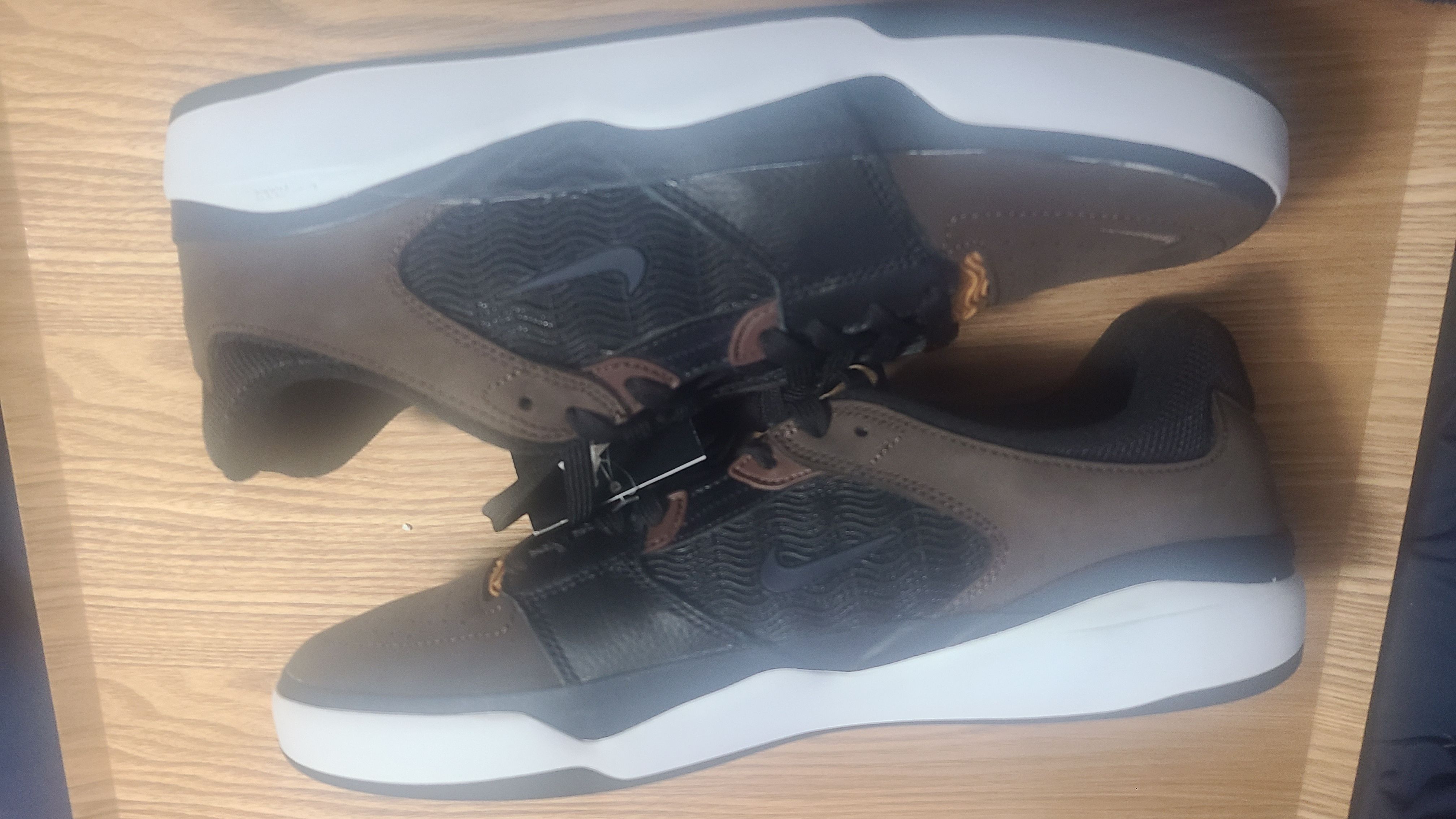 Nike SB Ishod Premium "Baroque Brown/Black/Obsidian"