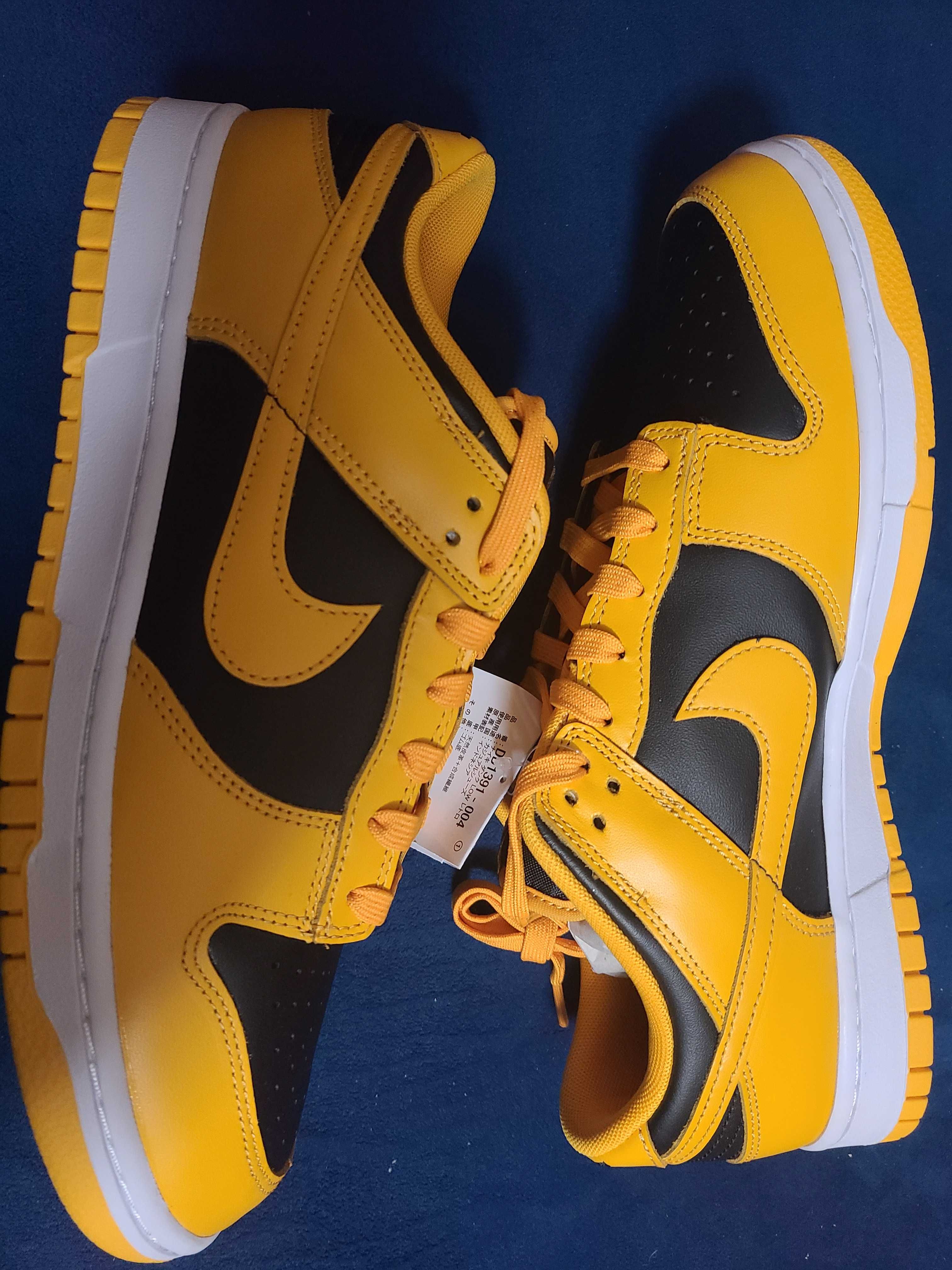 Nike Dunk Low "Championship Goldenrod"