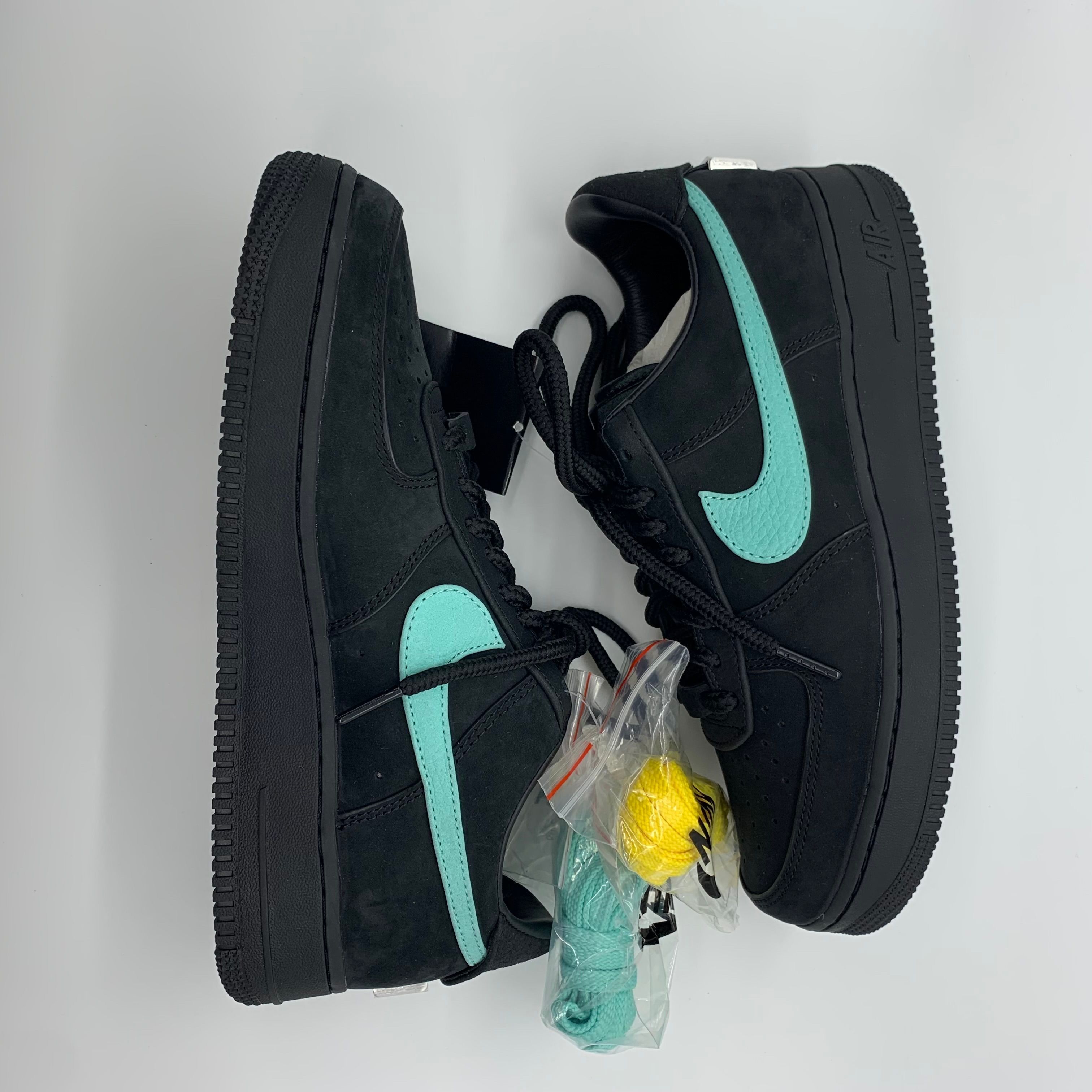 Tiffany & Co. × Nike Air Force 1 Low "1837"