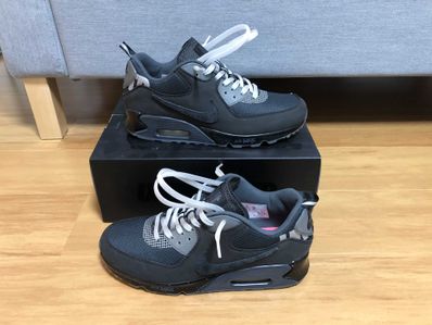 UNDEFEATED × Nike Air Max 90 "Black/Rush Pink"