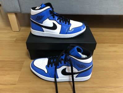 Nike Air Jordan 1 Mid SE "Signal Blue"