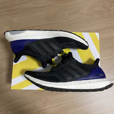 adidas Ultraboost OG "Core Black/Gold Metal/Purple"