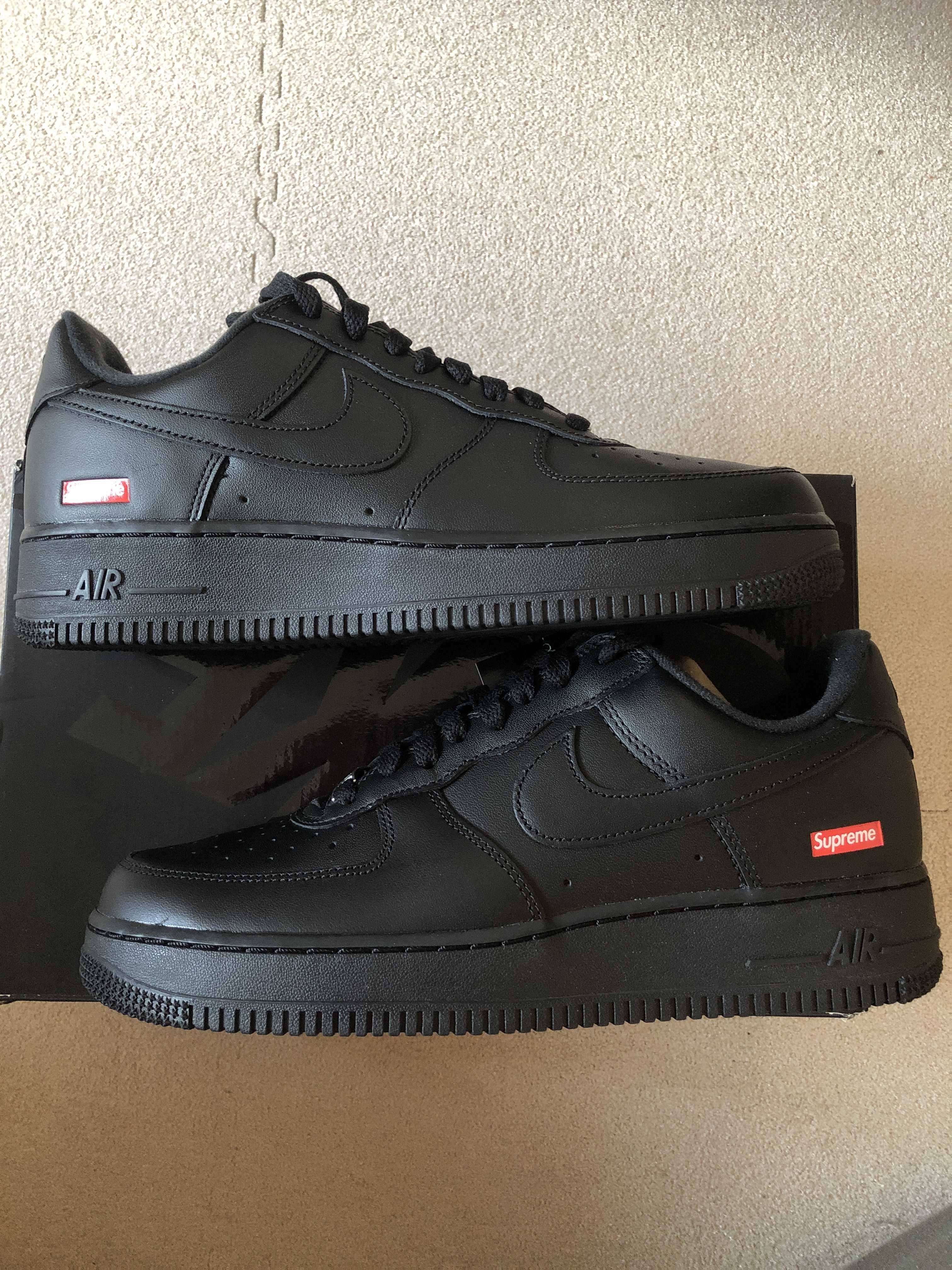 Supreme × Nike Air Force 1 Low "Black"