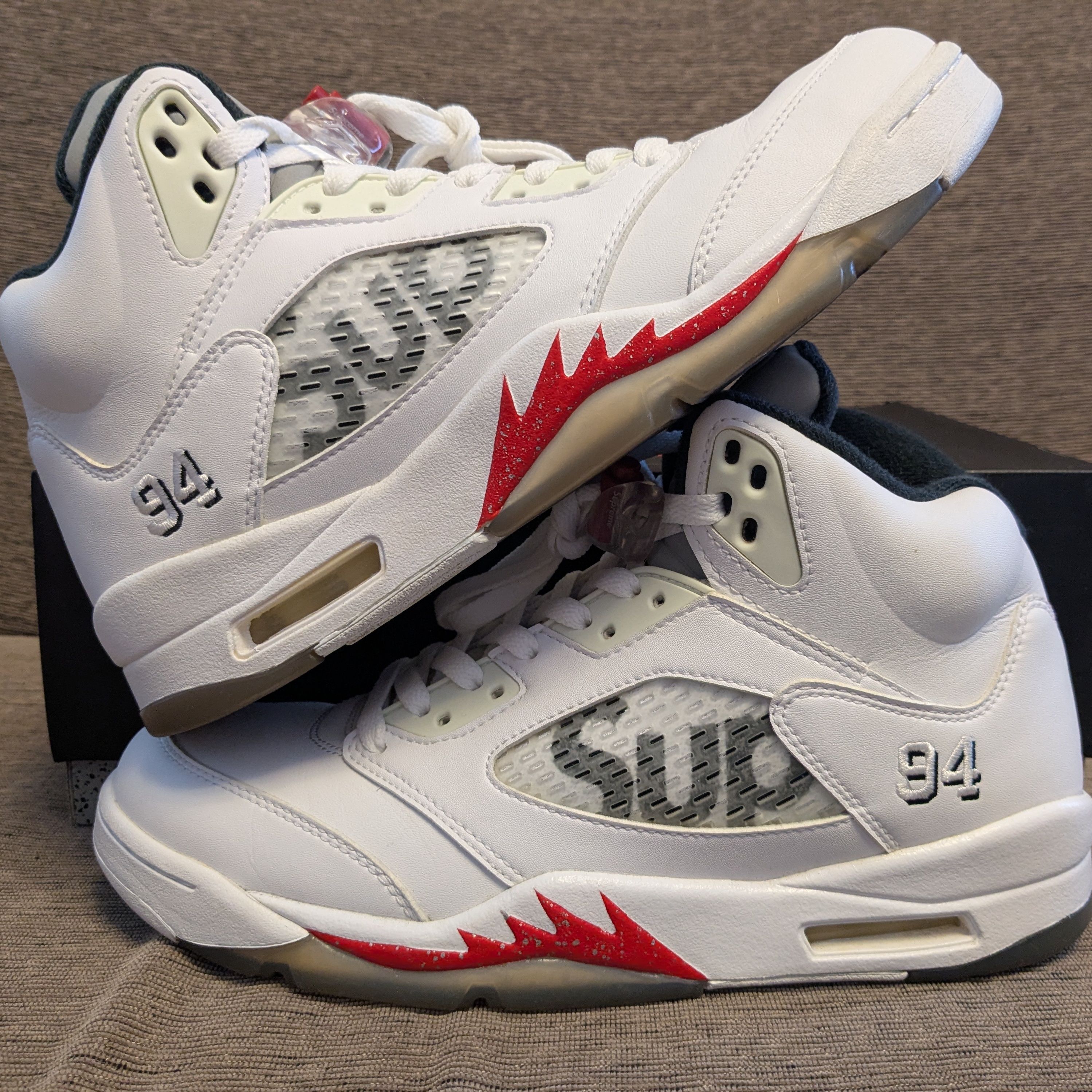 Supreme × Nike Air Jordan 5 Retro "White"