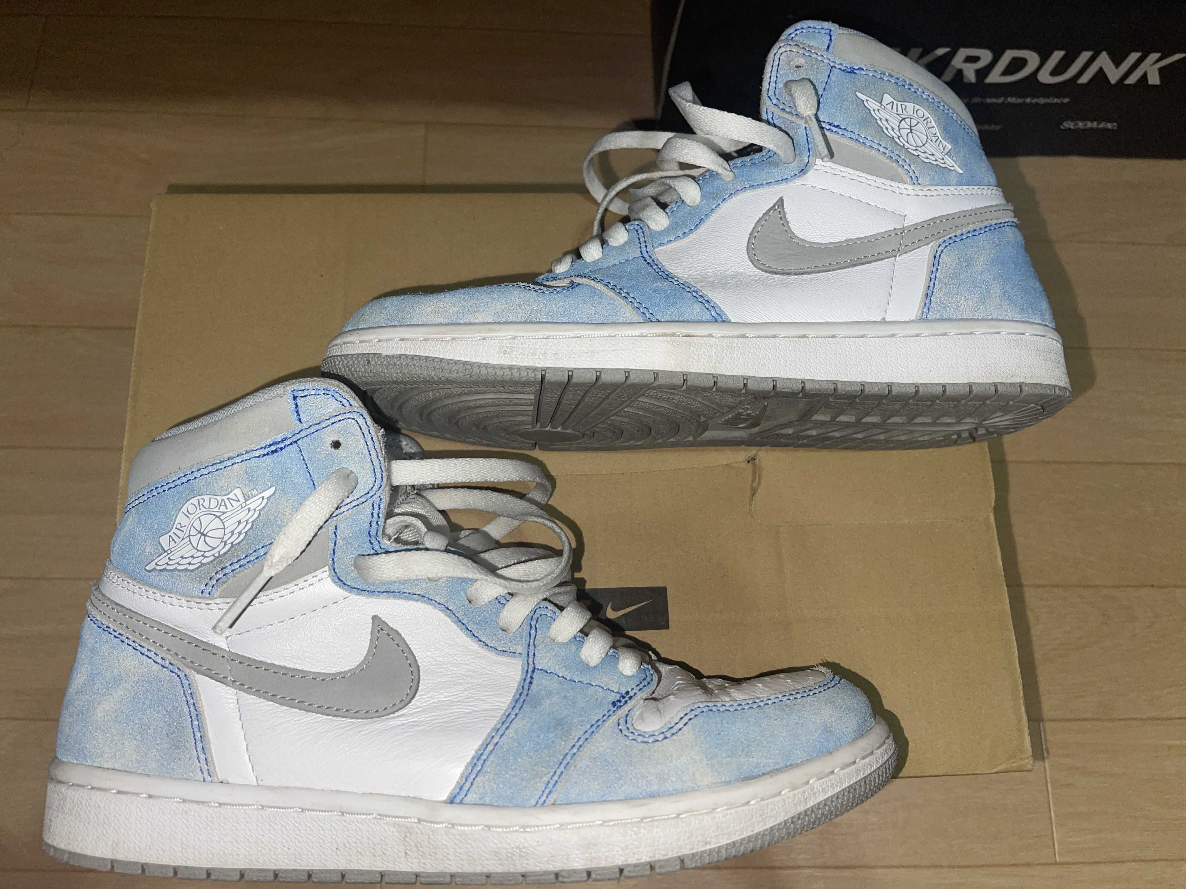 Nike Air Jordan 1 High OG "Hyper Royal"