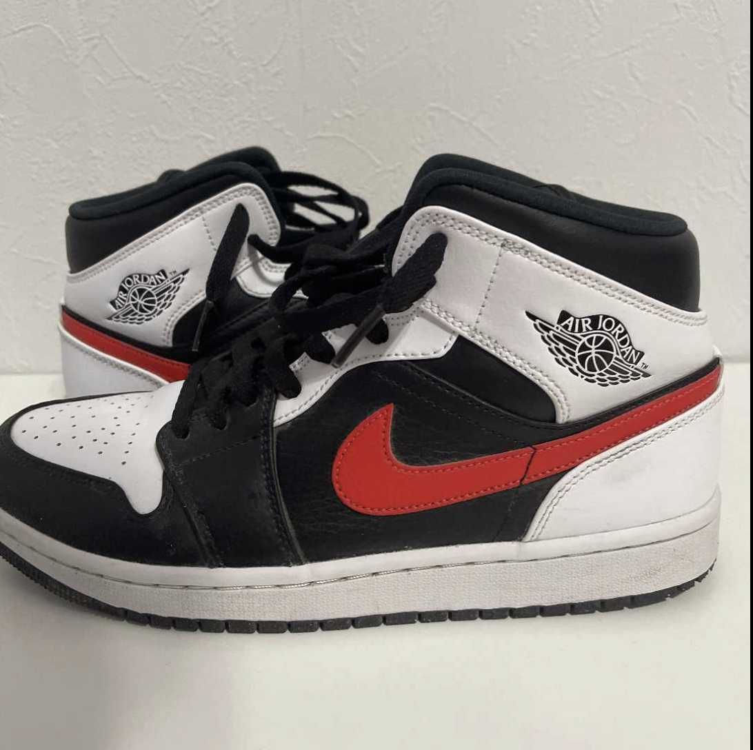 NIKE AIR JORDAN 1 MID "BLACK/CHILE RED/WHITE"