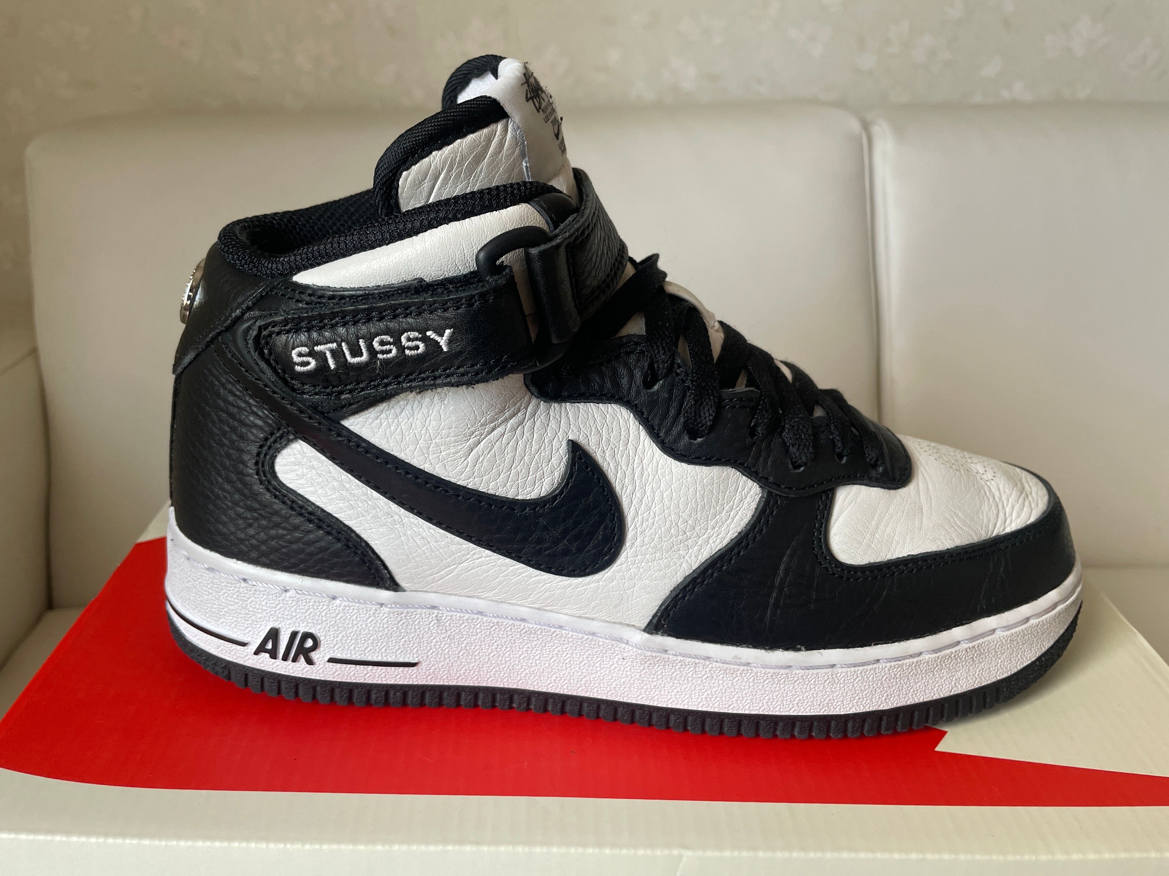 Stussy × Nike Air Force 1 Mid "Black and Light Bone"