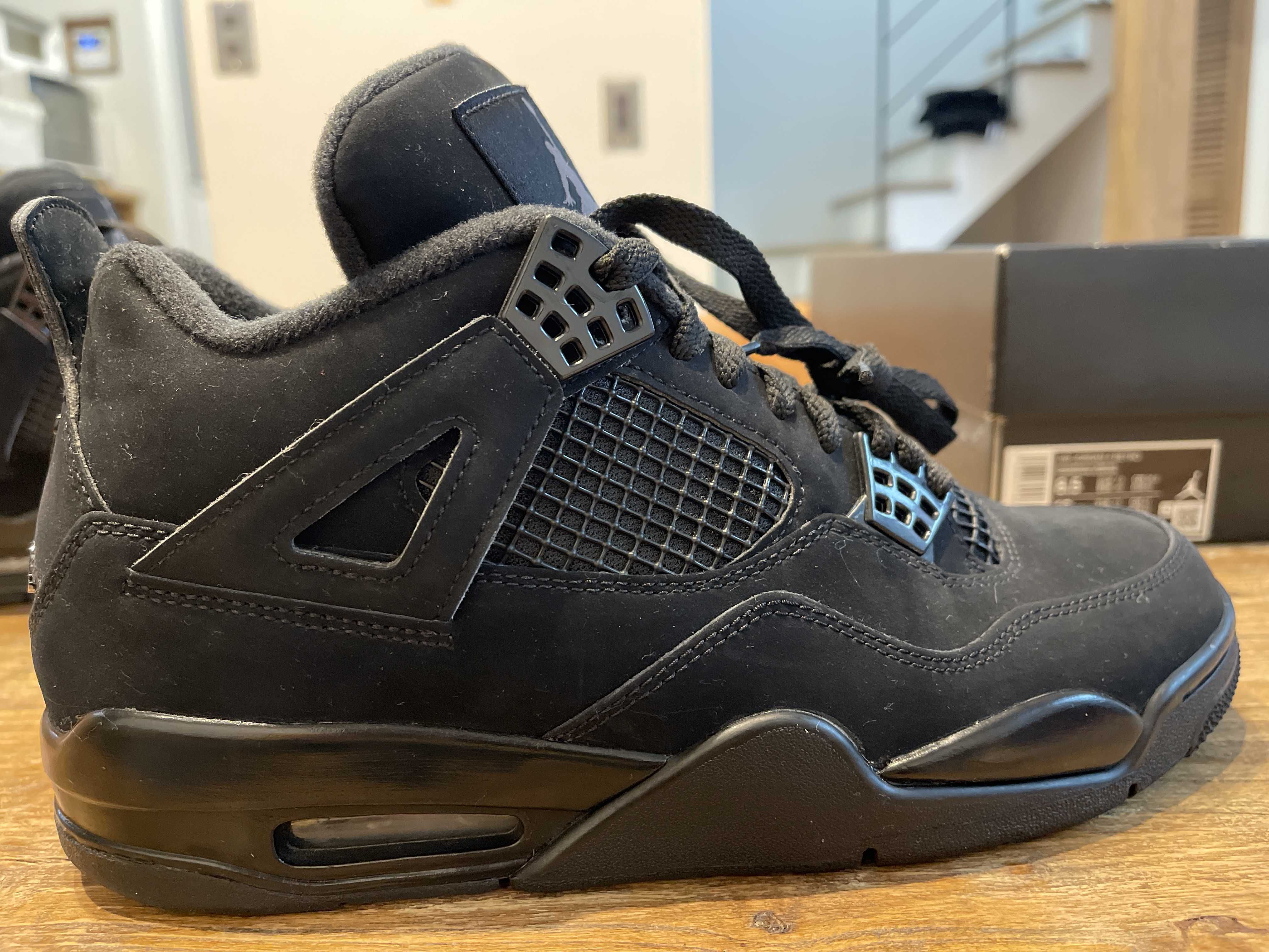 Nike Air Jordan 4 "Black Cat"