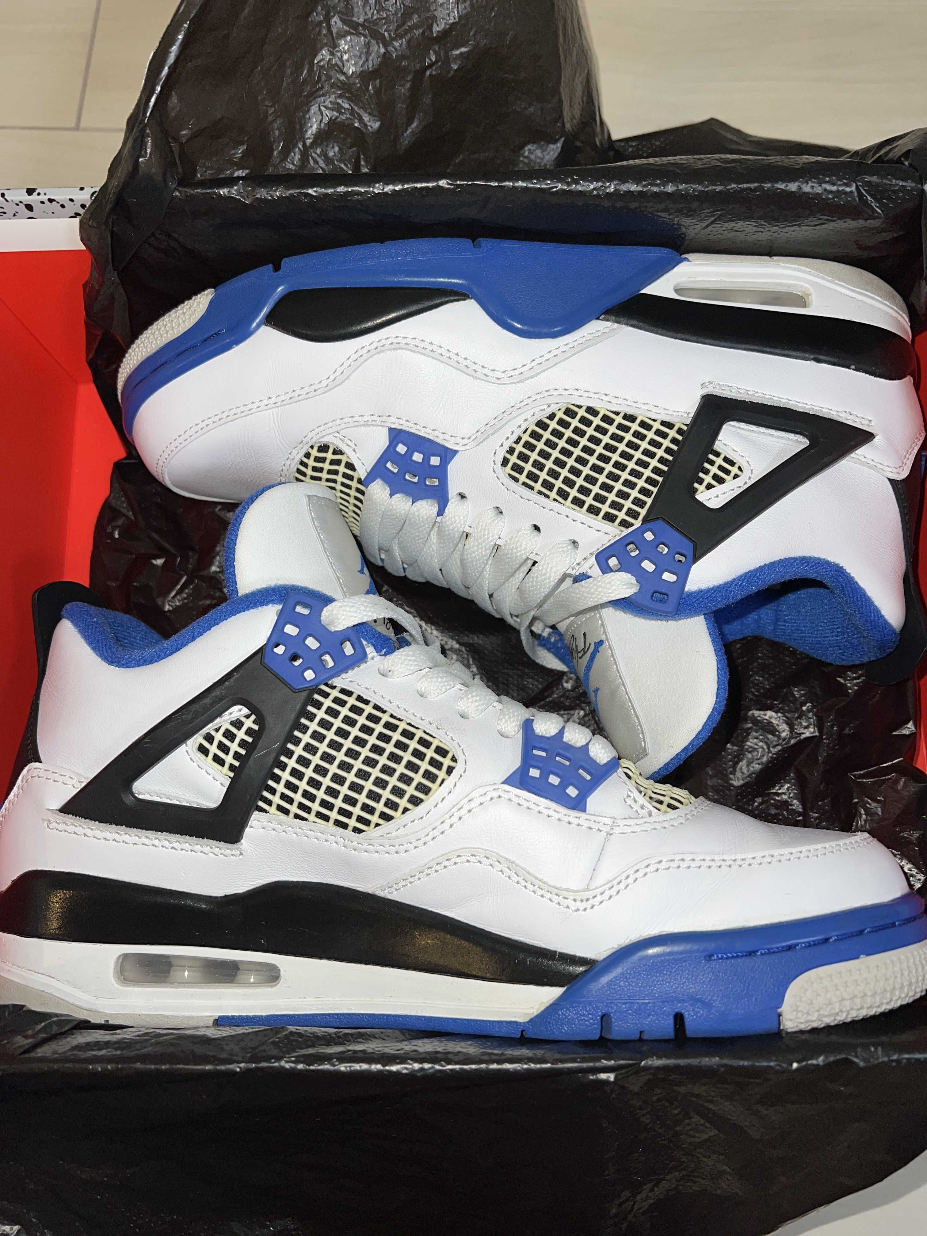 NIKE AIR JORDAN 4 RETRO "MOTORSPORTS" (2017)