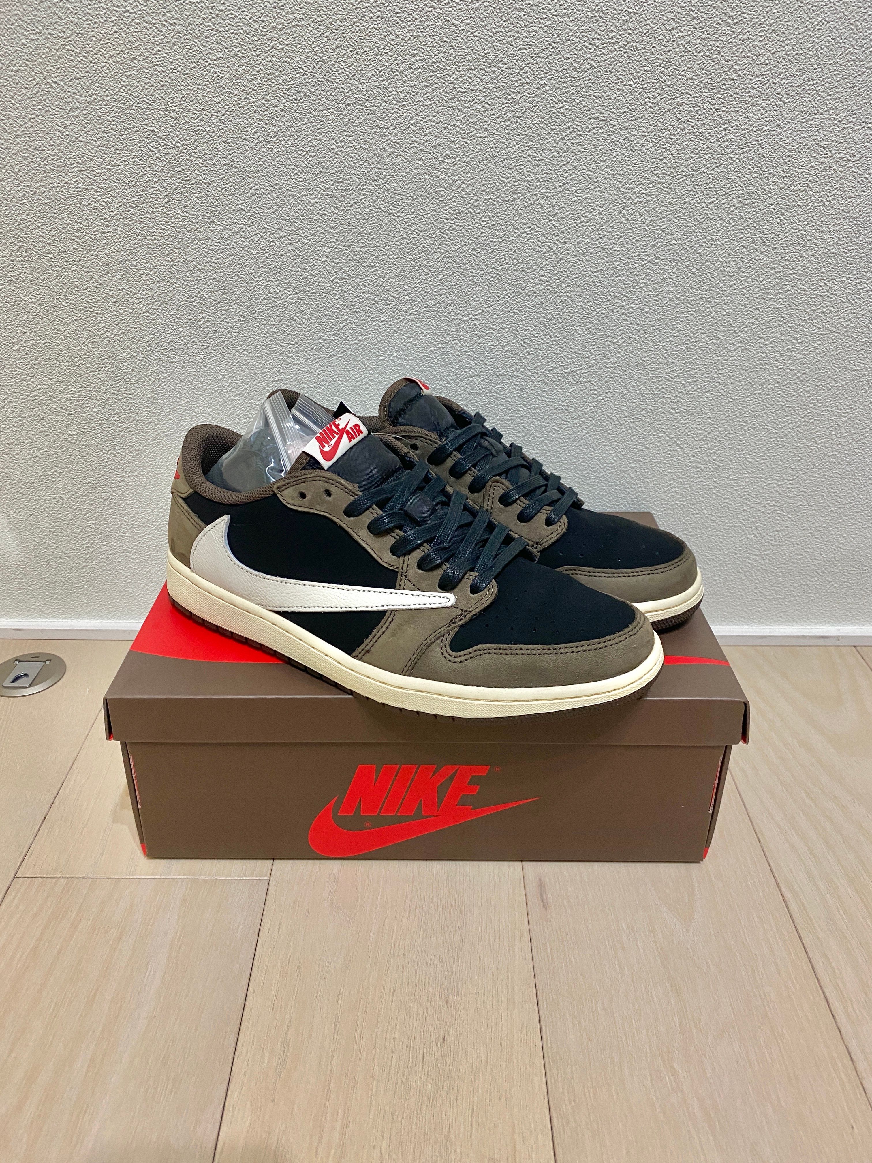 Travis Scott × Nike Air Jordan 1 Low OG SP-T  "Black/Dark Mocha"