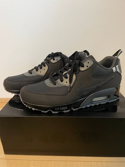 UNDEFEATED × Nike Air Max 90 "Black/Rush Pink"