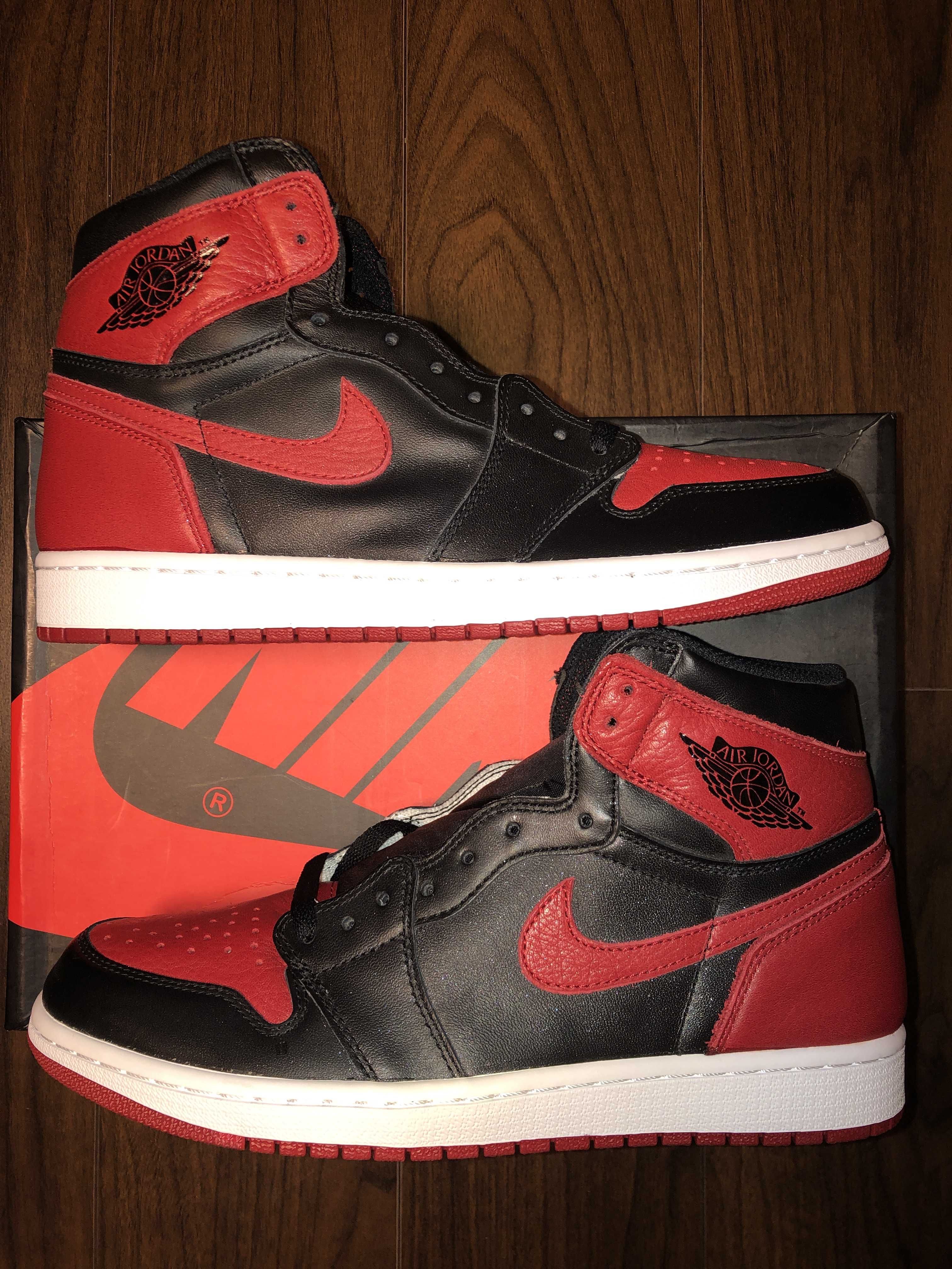 Nike Air Jordan 1 Retro High OG "Bred/Banned" (2016)