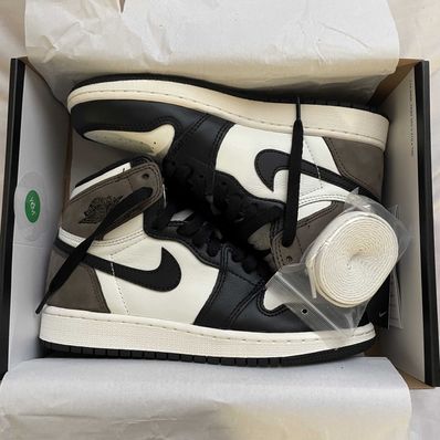 Nike GS Air Jordan 1 High OG "Sail/Dark Mocha/Black"