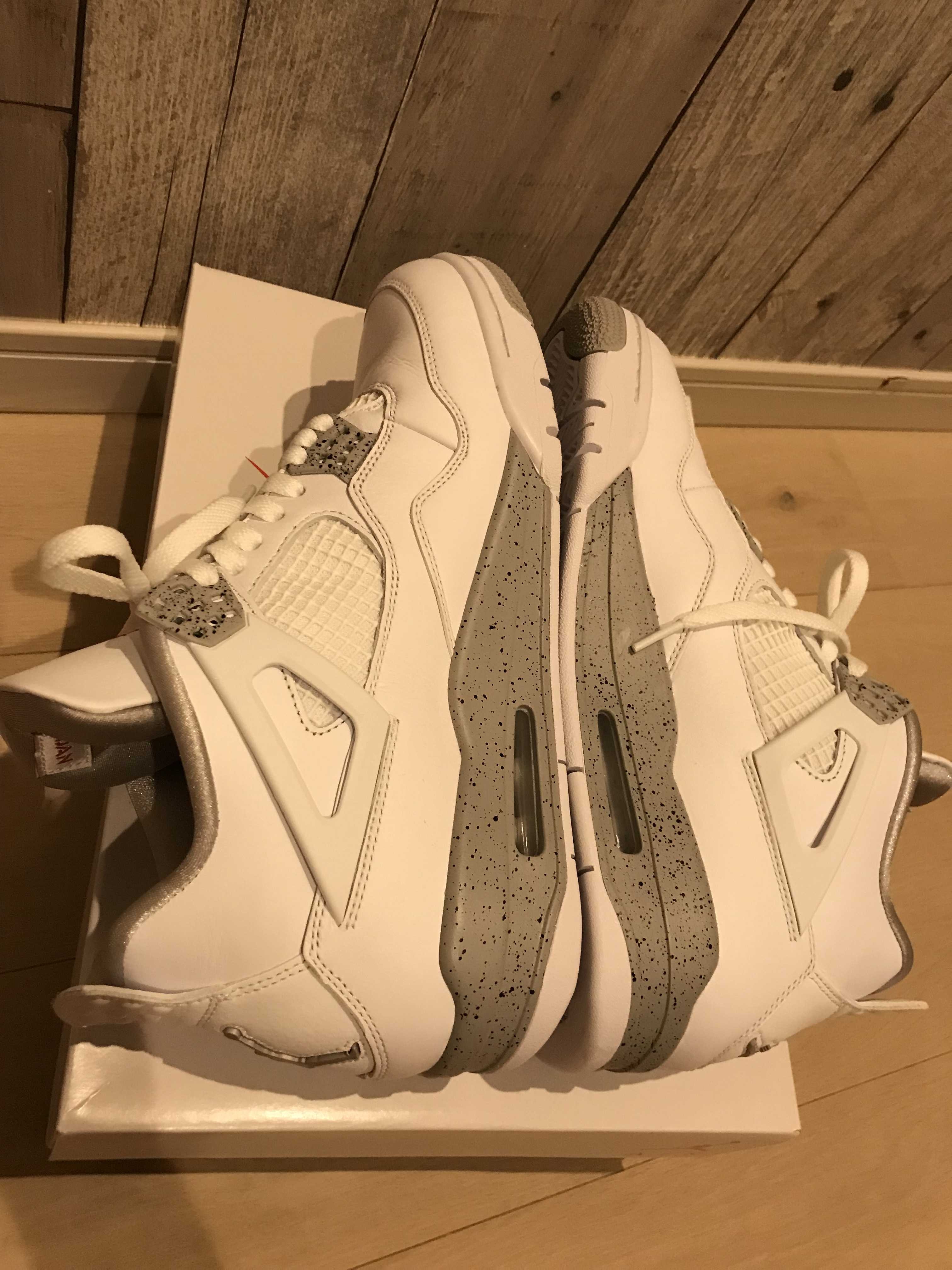Nike Air Jordan 4 "Tech White"  