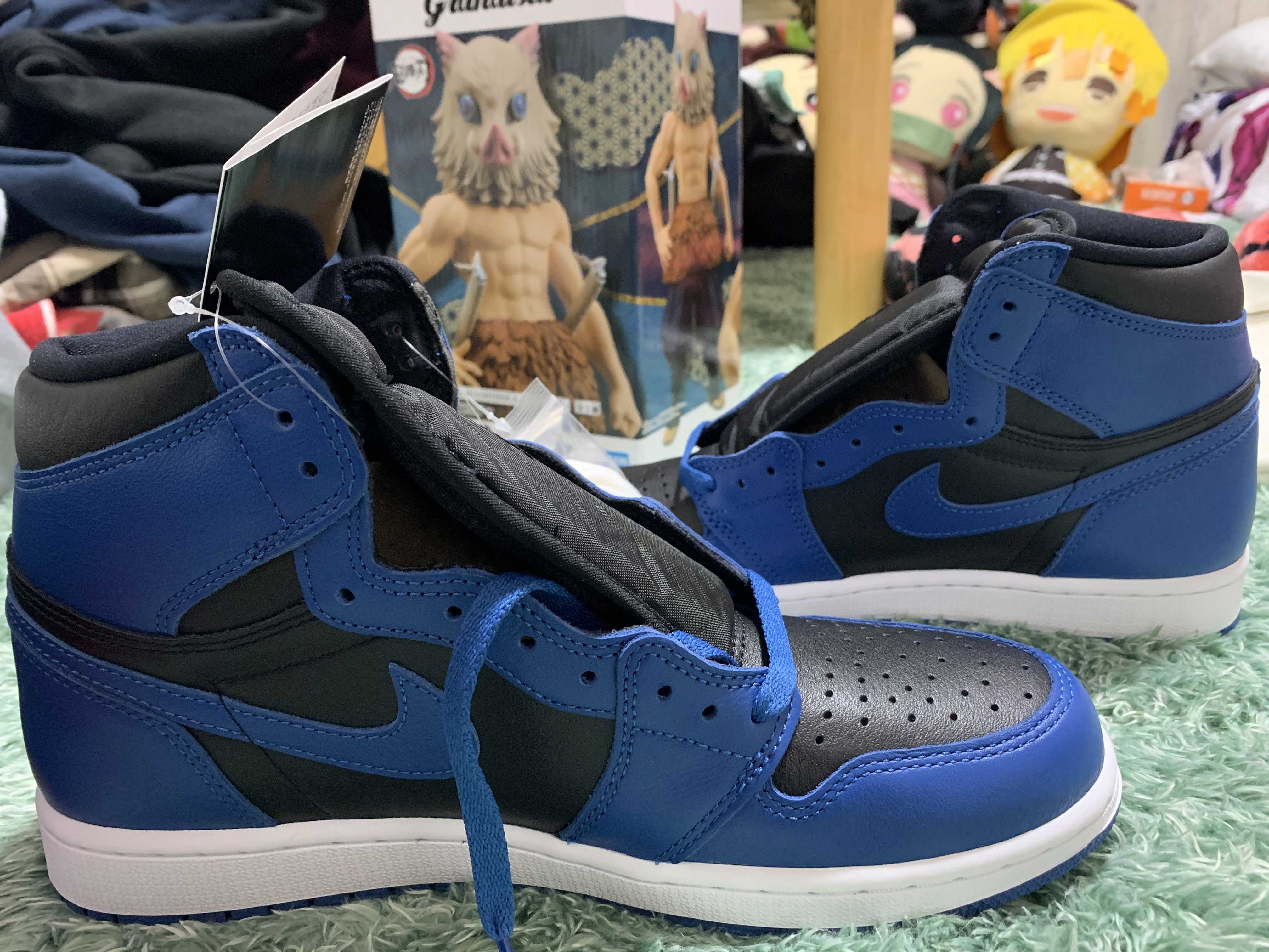 Nike Air Jordan 1 Retro High OG "Dark Marina Blue"