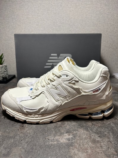 New Balance 2002R "Sea Salt"